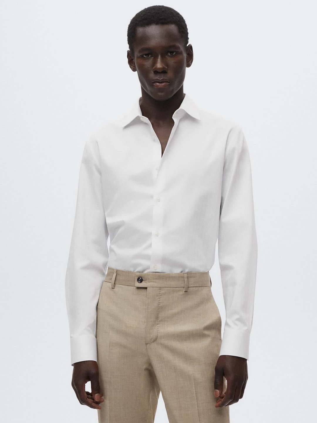 

MANGO MAN White Solid Pure Cotton Formal Shirt