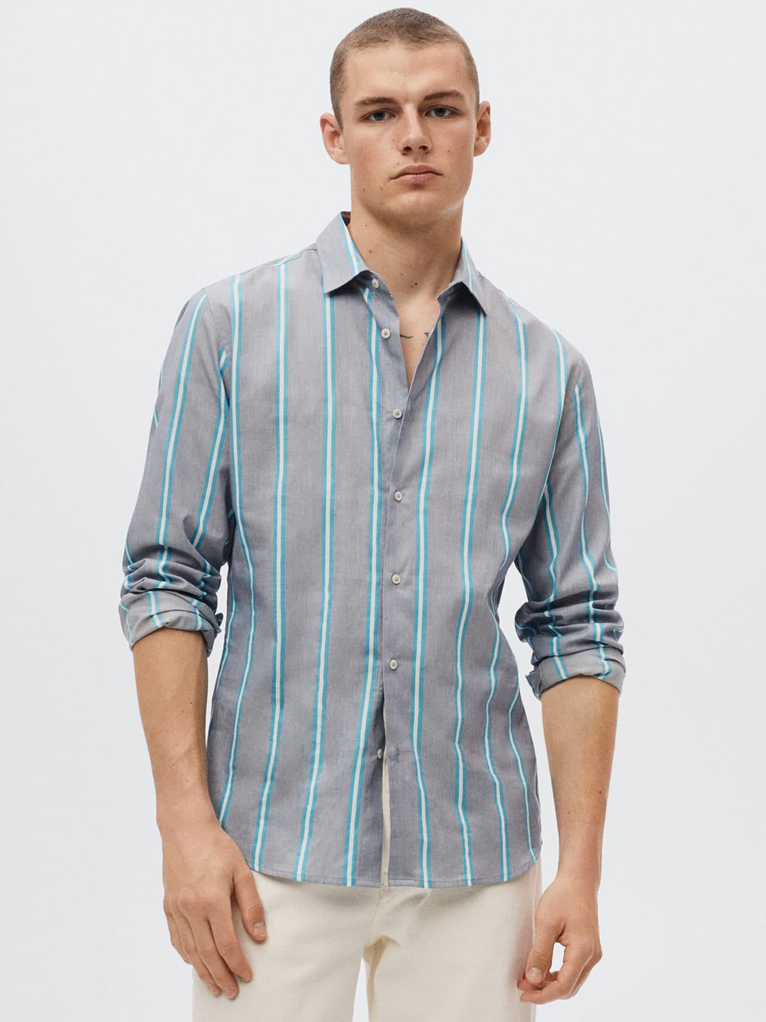 

MANGO MAN Grey & Blue Slim Fit Striped Casual Shirt