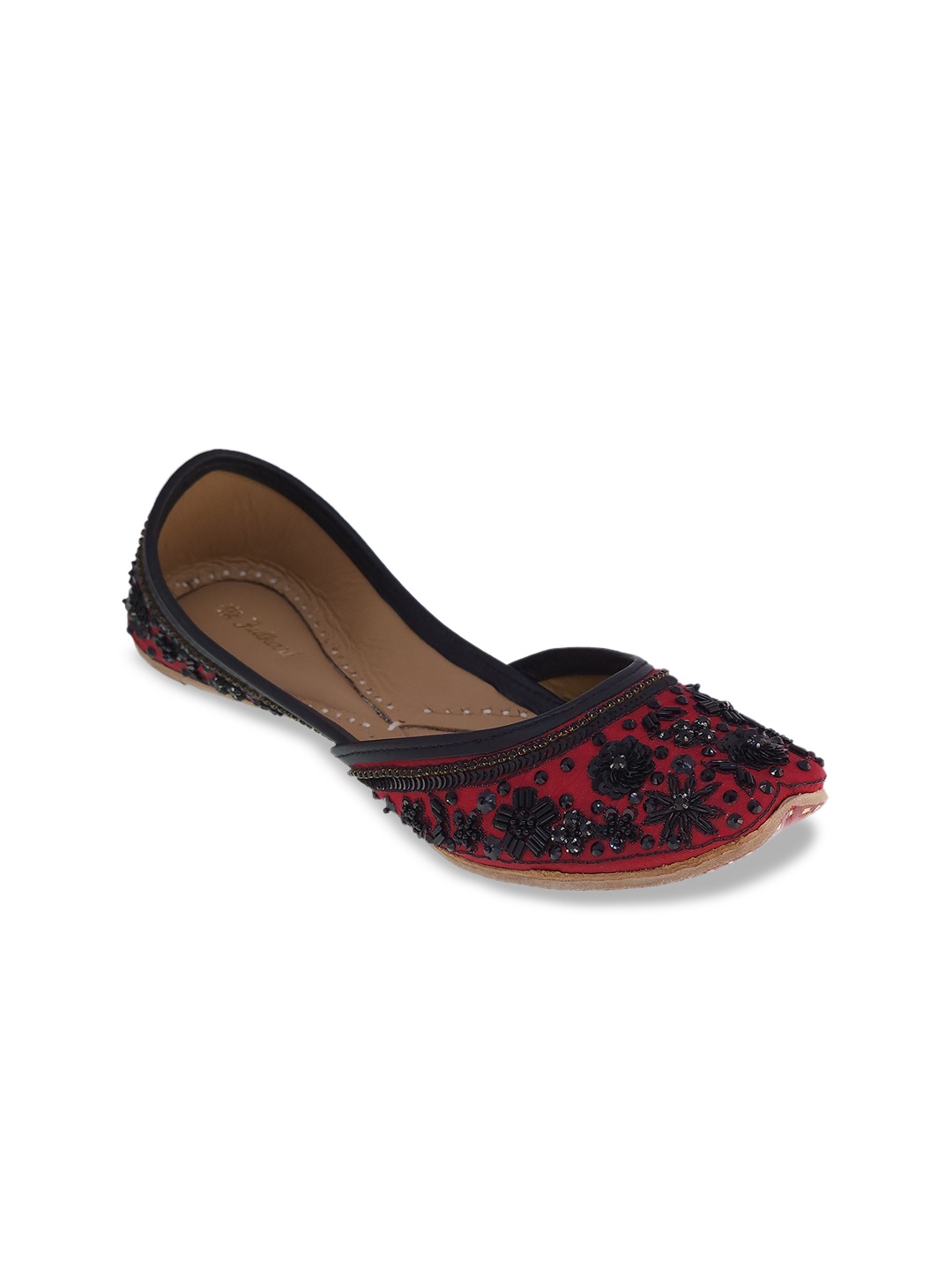 

Fulkari Women Maroon Ethnic Mojaris with Laser Cuts Flats