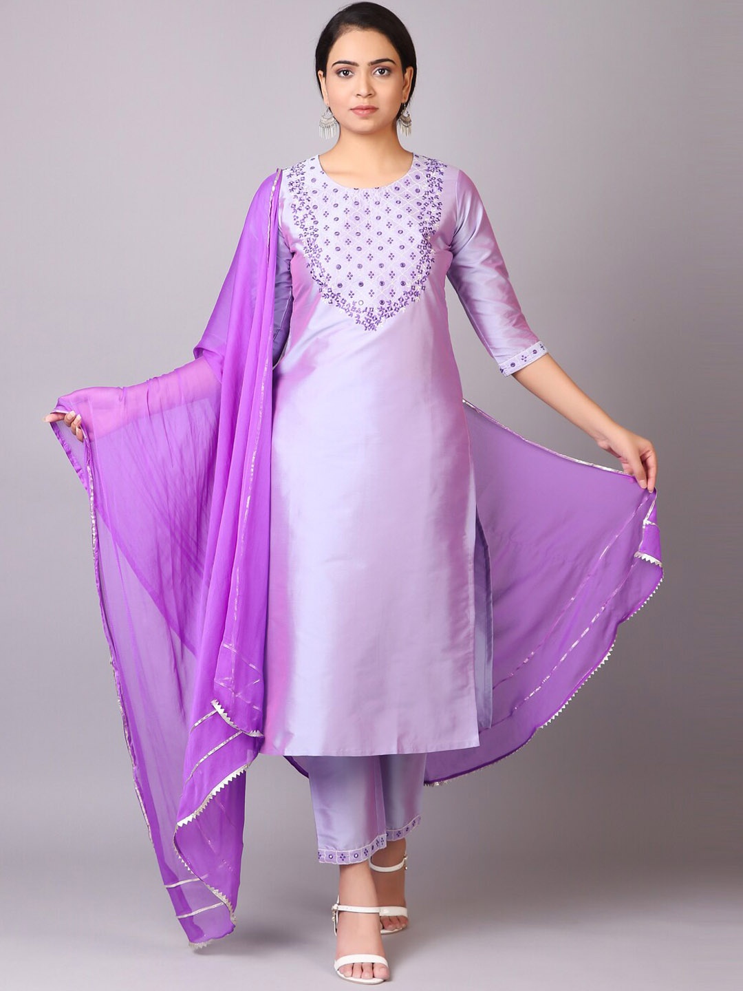 

V TRADITION Women Purple Yoke Design Kurta & Trouser With Dupatta