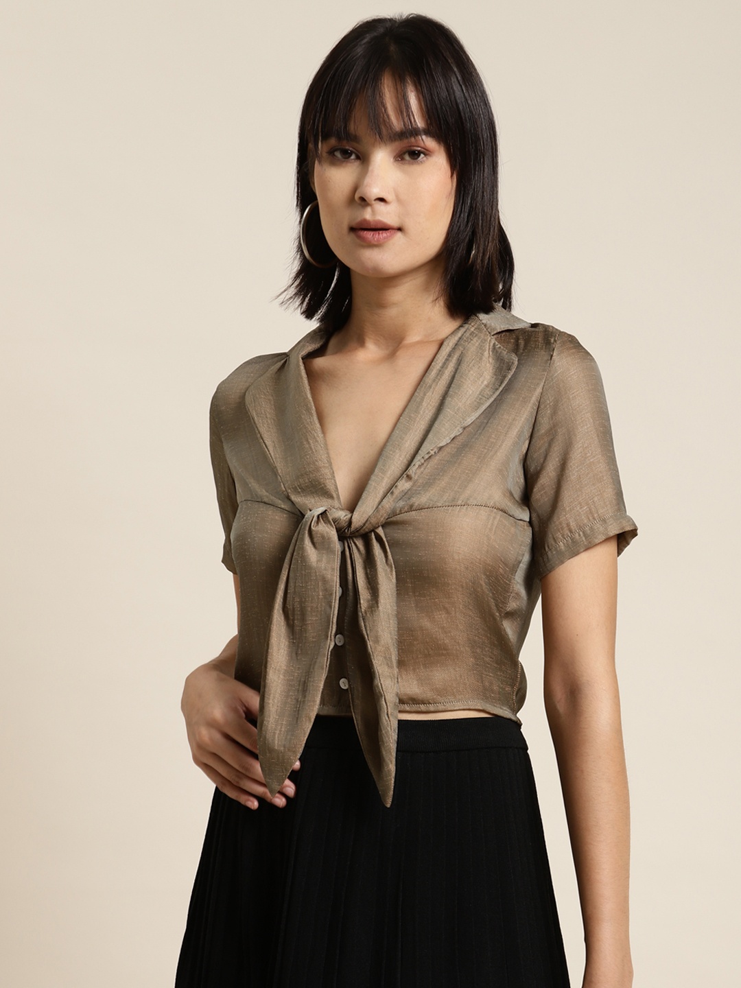 

Qurvii Grey Tie-Up Neck Shirt Style Top