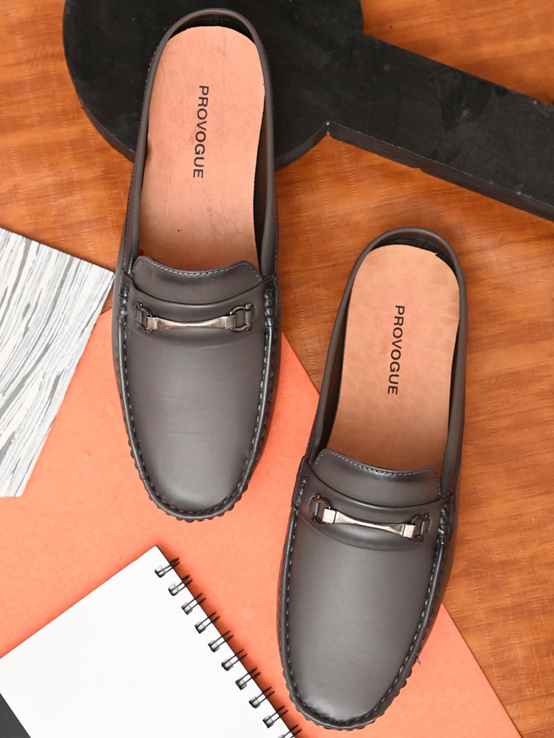 

Provogue Men Grey Solid Mules