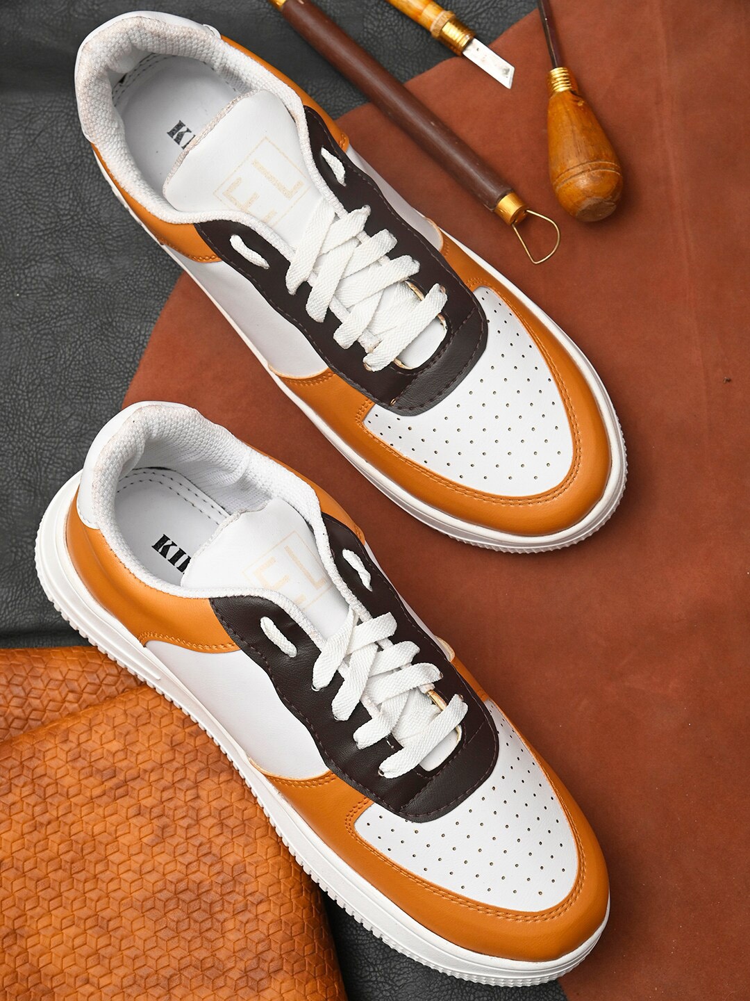 

Killer Men Tan Colourblocked Sneakers