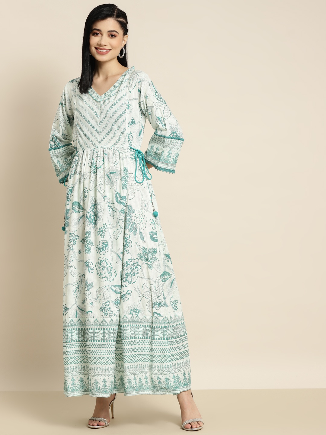 

Juniper White & Green Printed A-Line Maxi Ethnic Dress
