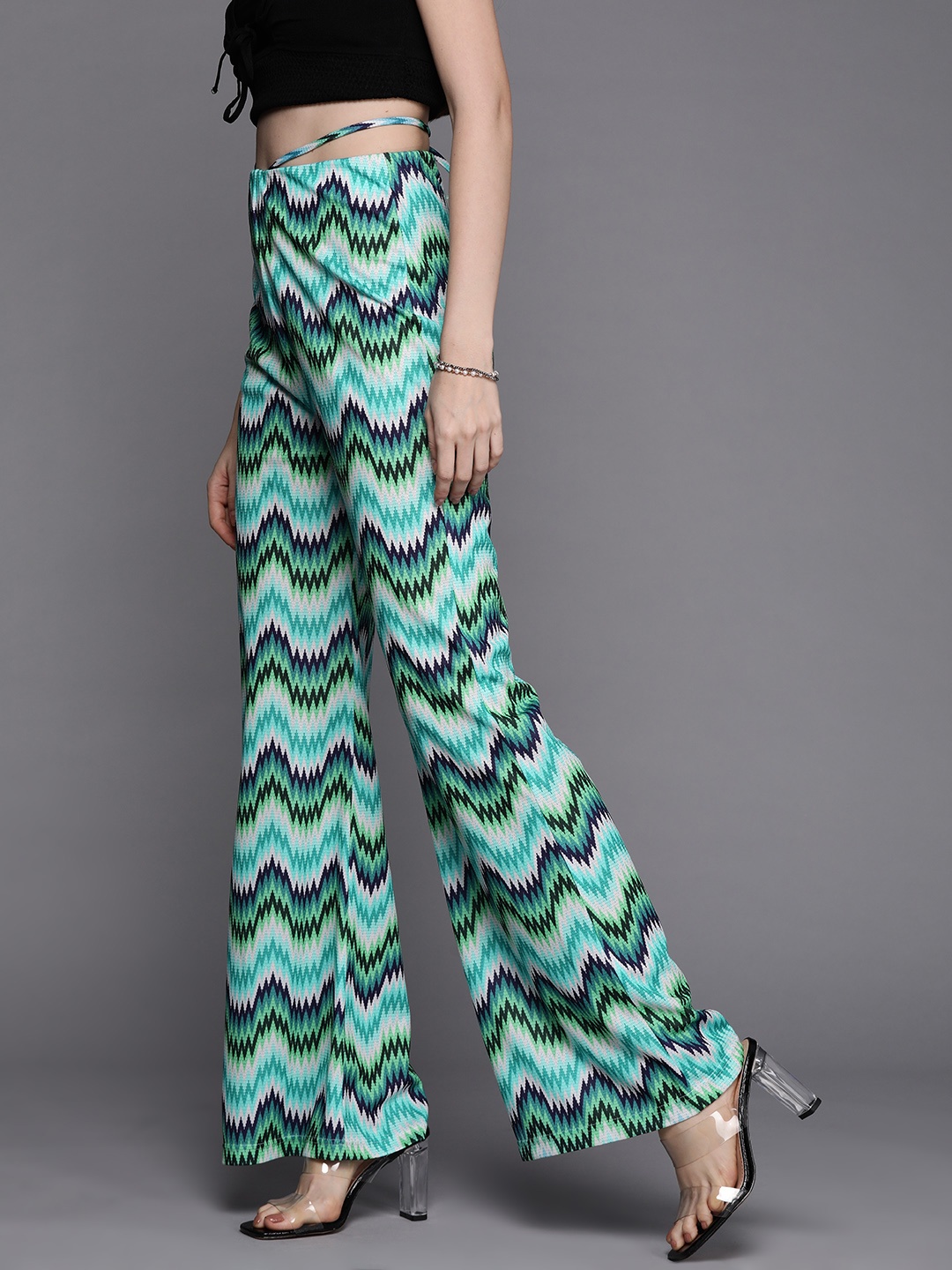 

SASSAFRAS Women Blue Printed Waist Tie-Up Parallel Trousers