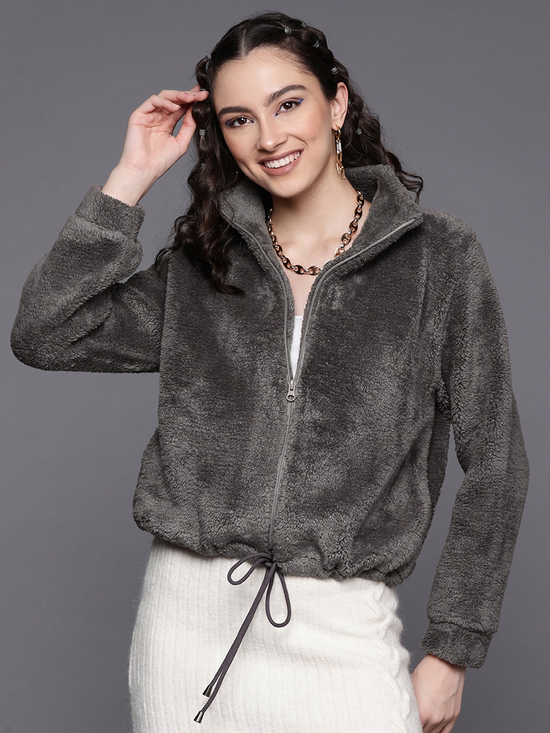 

SASSAFRAS Women Charcoal Grey Faux Fur Tailored Jacket
