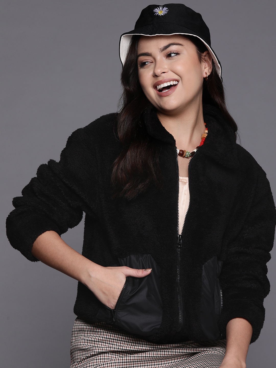 

SASSAFRAS Women Black Faux Fur Tailored Jacket