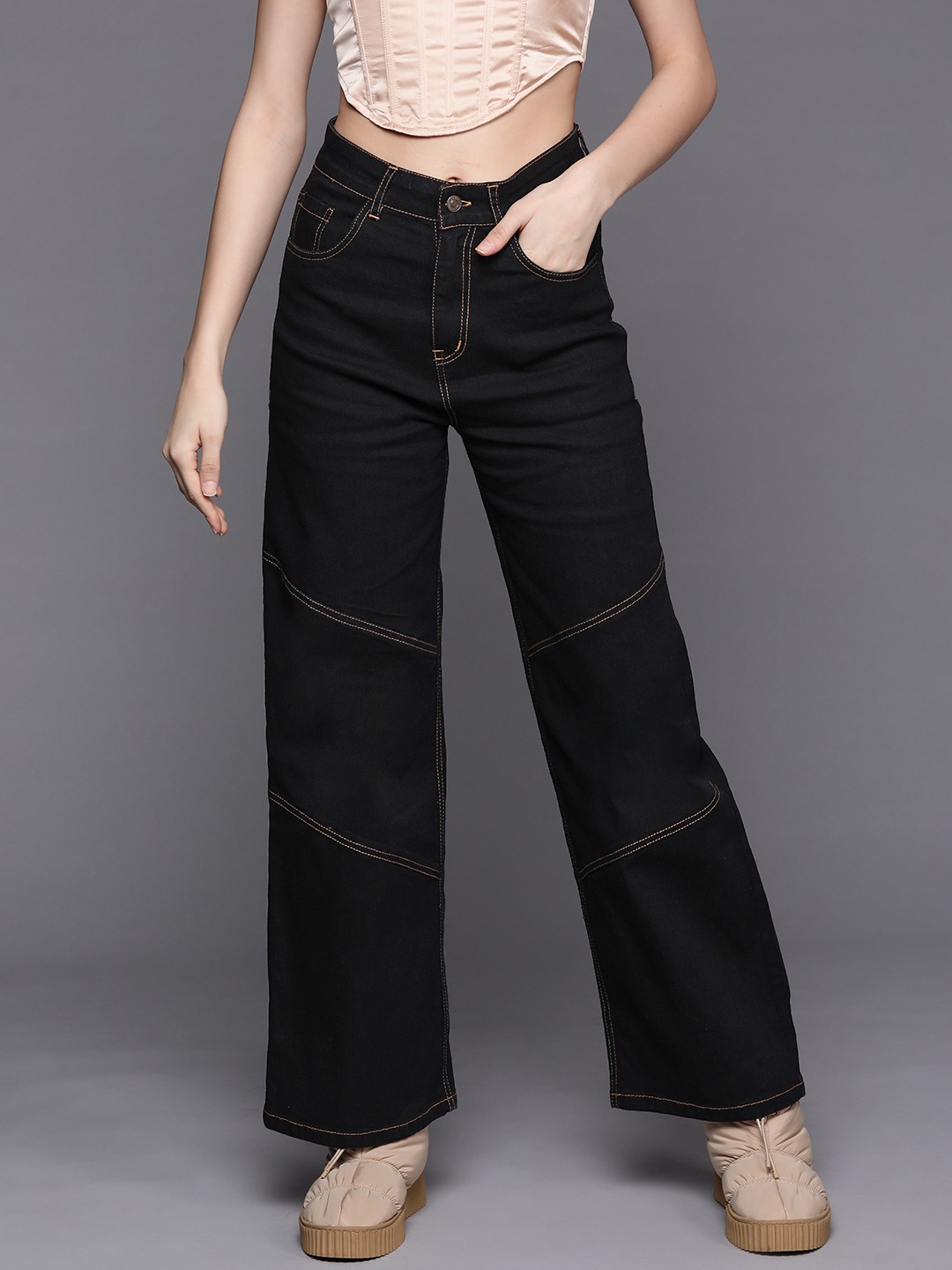 

SASSAFRAS Women Black Straight Fit Contrast Stitch Detail High-Rise Stretchable Jeans