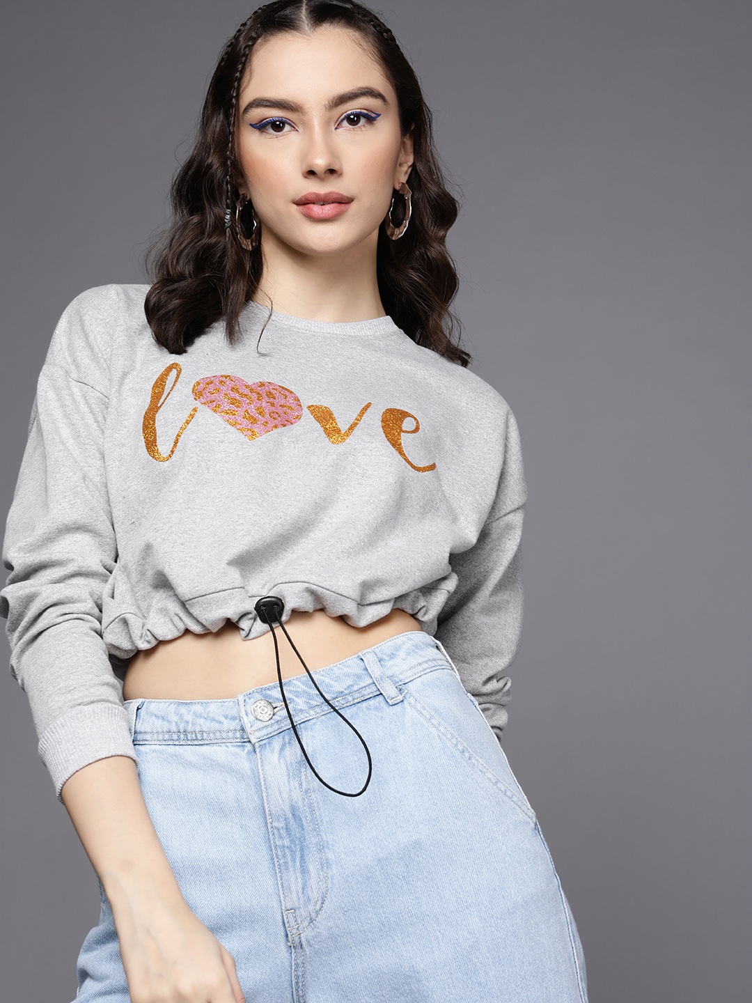 

SASSAFRAS Women Grey Printed Crop Sweatshirt