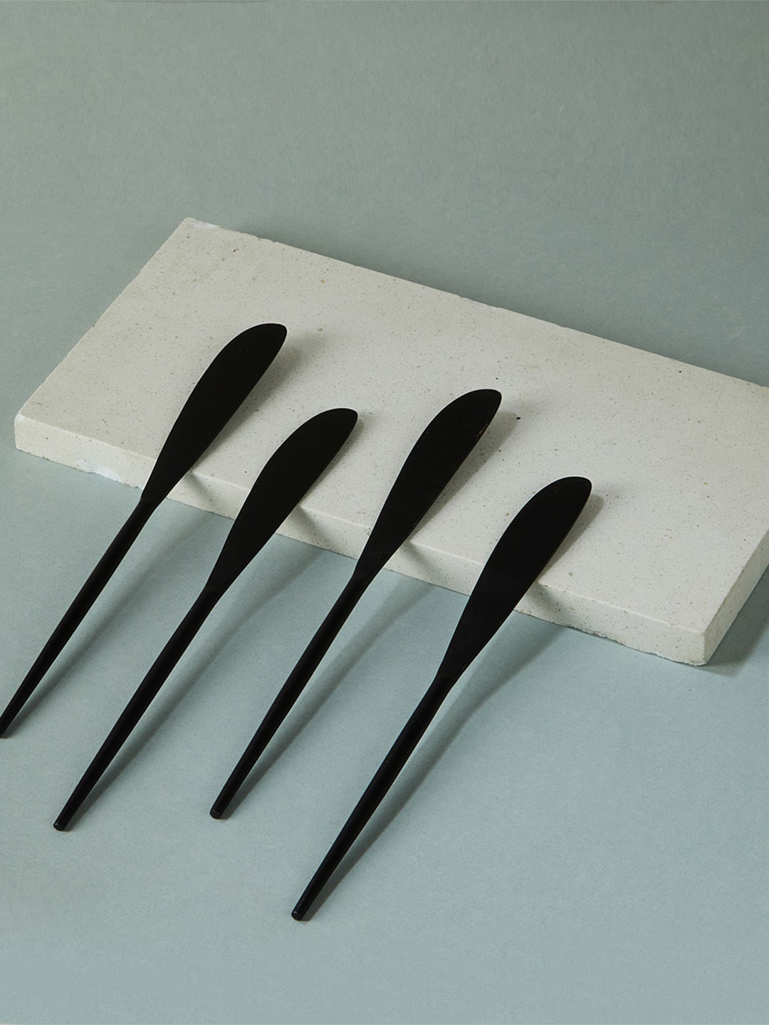 

Fabindia Set Of 4 Black Solid Jivita Dinner Knife