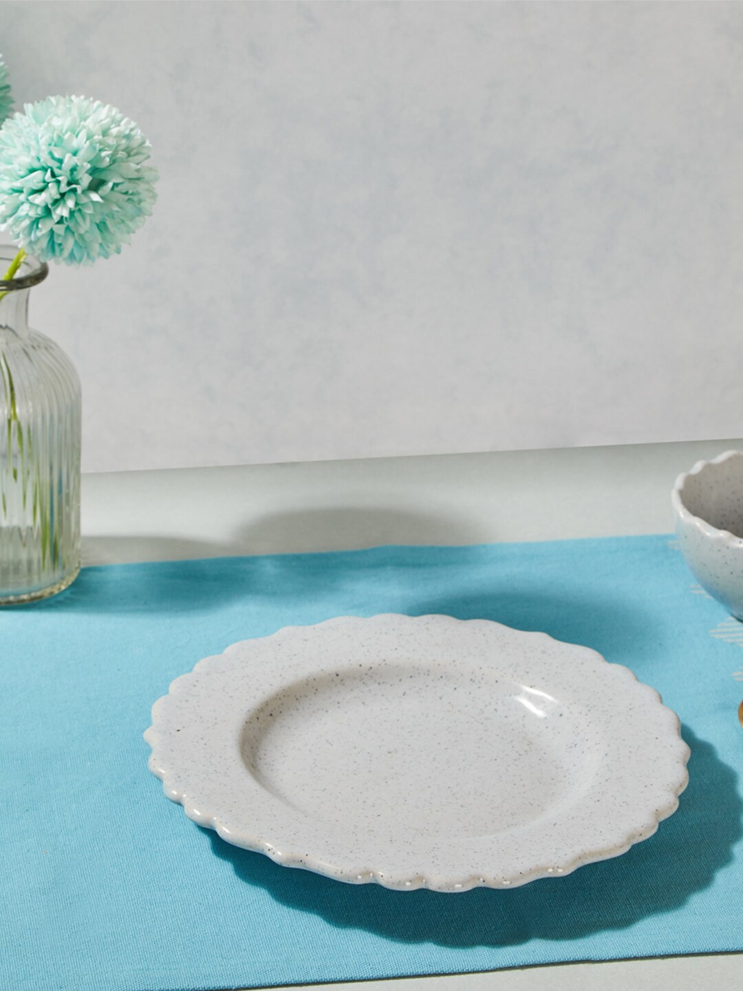 

Fabindia Grey Dishwasher And Microwave Safe Printed Ceramic Glossy Plates