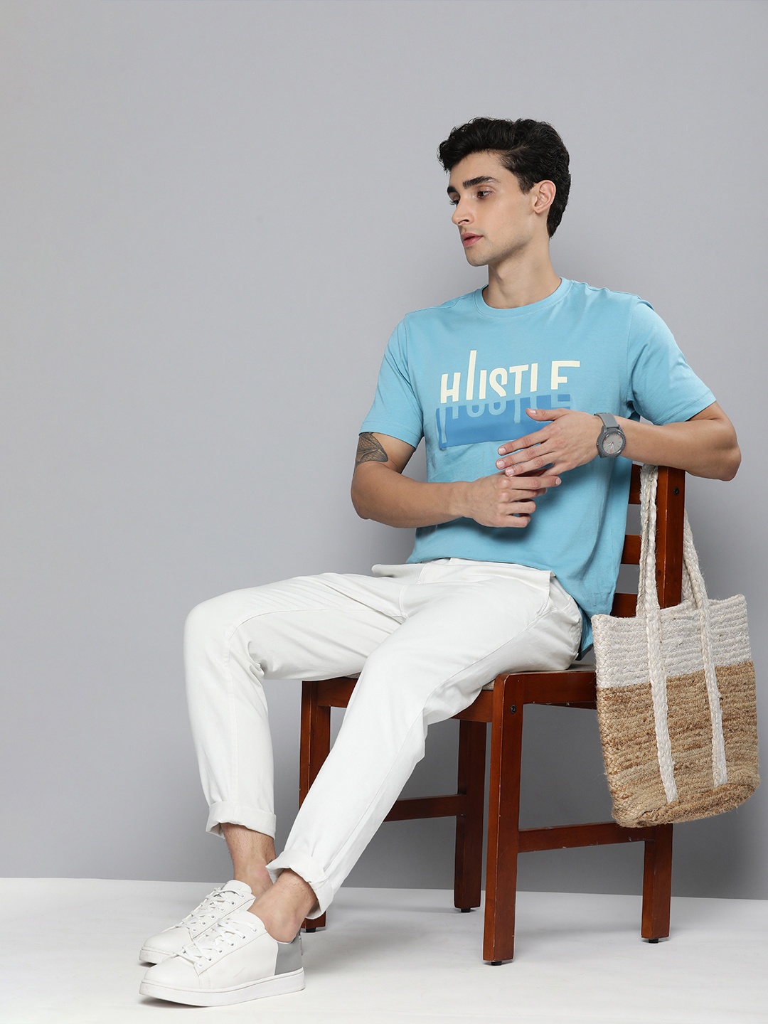 

HERE&NOW Men Blue & White Typography Printed Pure Cotton T-shirt