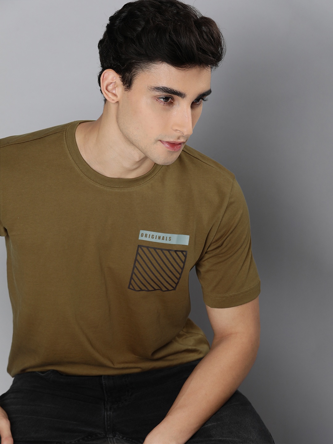 

HERE&NOW Men Olive Green Printed Pure Cotton T-shirt