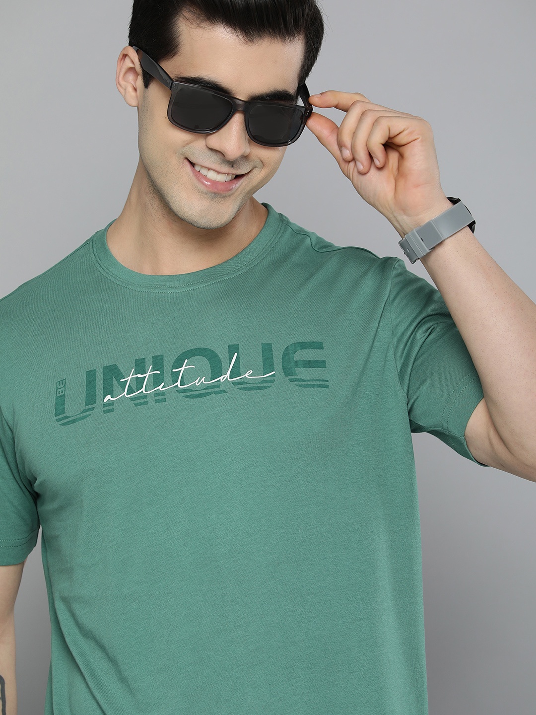 

HERE&NOW Men Green Typography Printed Pure Cotton T-shirt