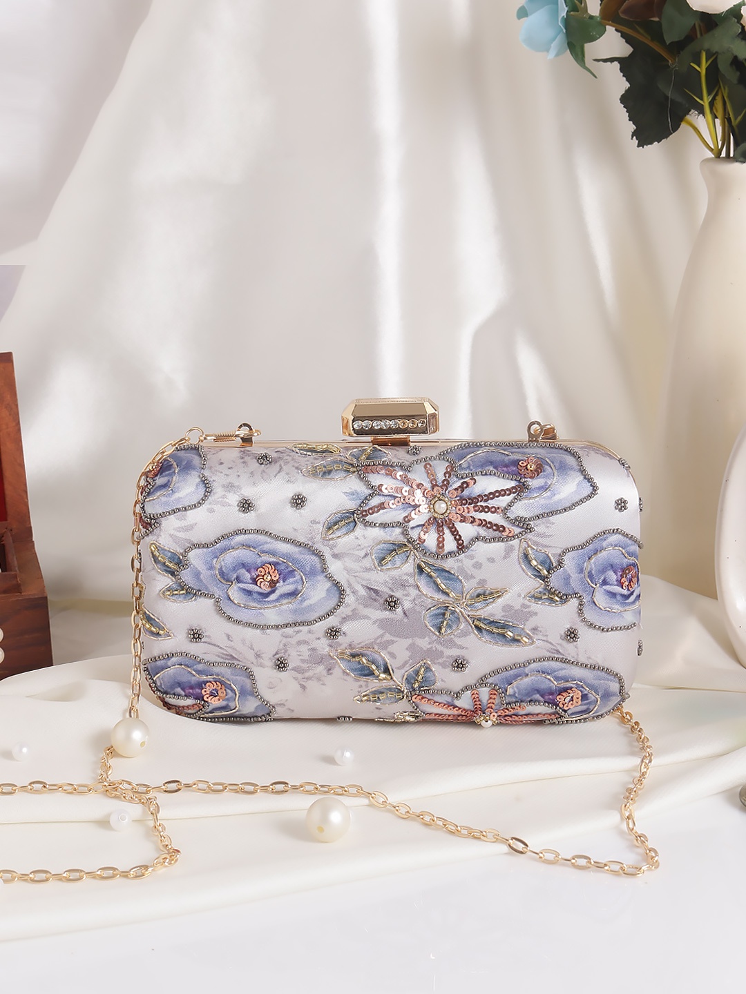 

Swisni Grey & Blue Embellished Box Clutch
