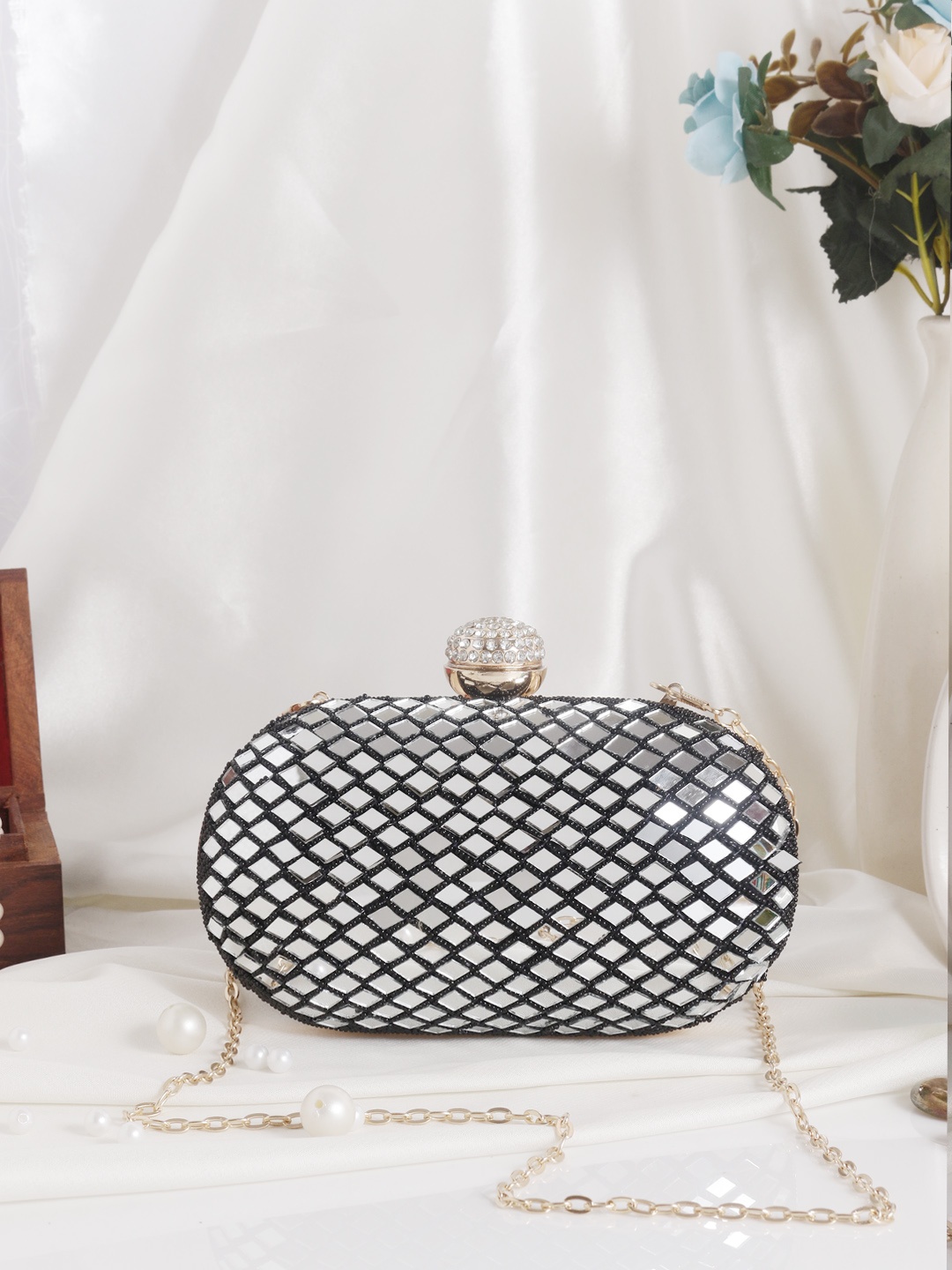 

Swisni Black & White Embellished Box Clutch