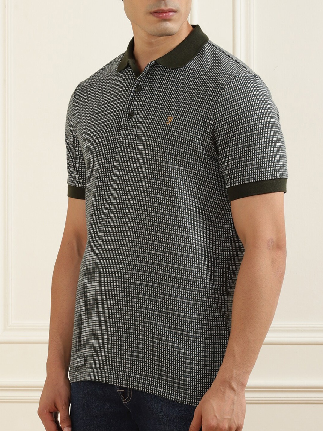 

Farah Men Green Printed Polo Collar T-shirt