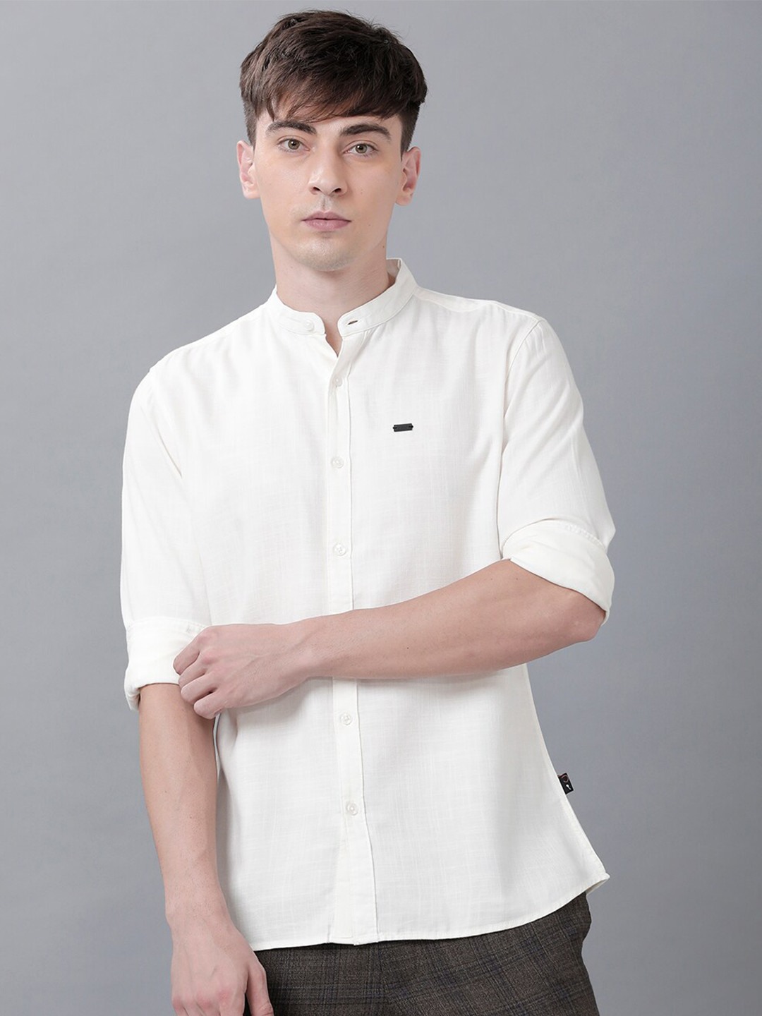 

IDENTITI Men White Comfort Slim Fit Casual Shirt