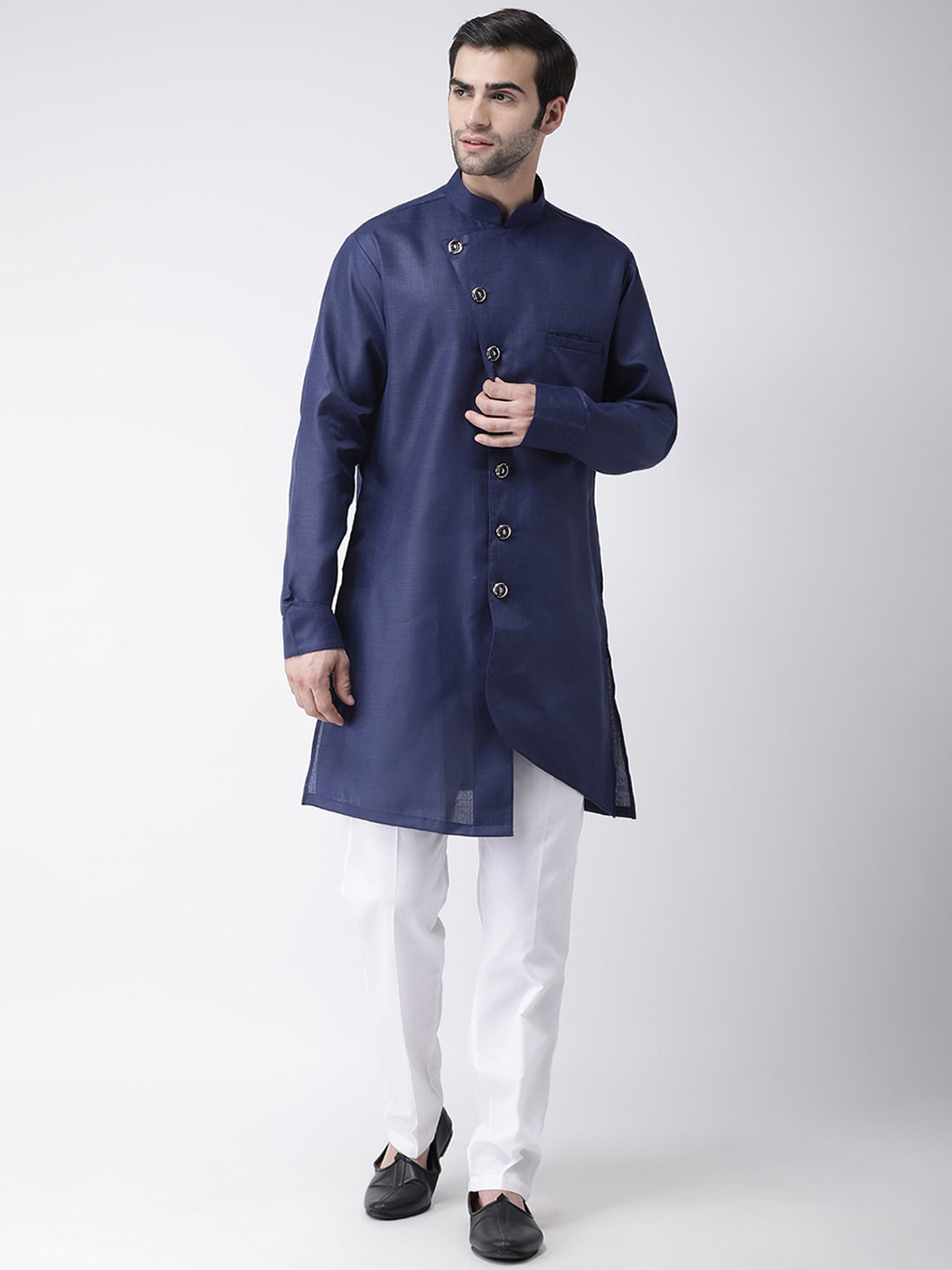 

SG LEMAN Men Navy Blue Pleated Kurta with Trousers