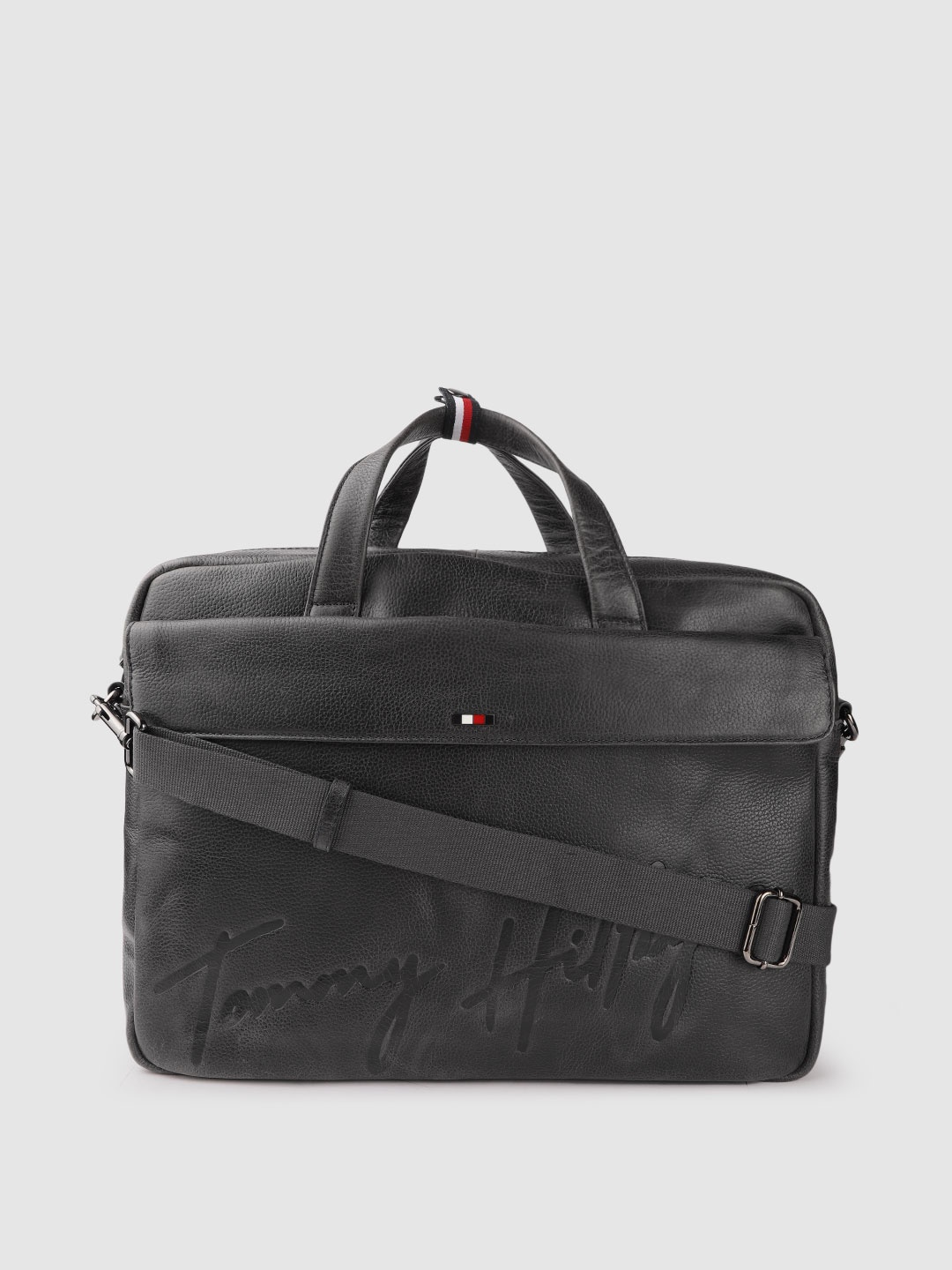 

Tommy Hilfiger Men Navy Blue Brand Logo Laptop Bag