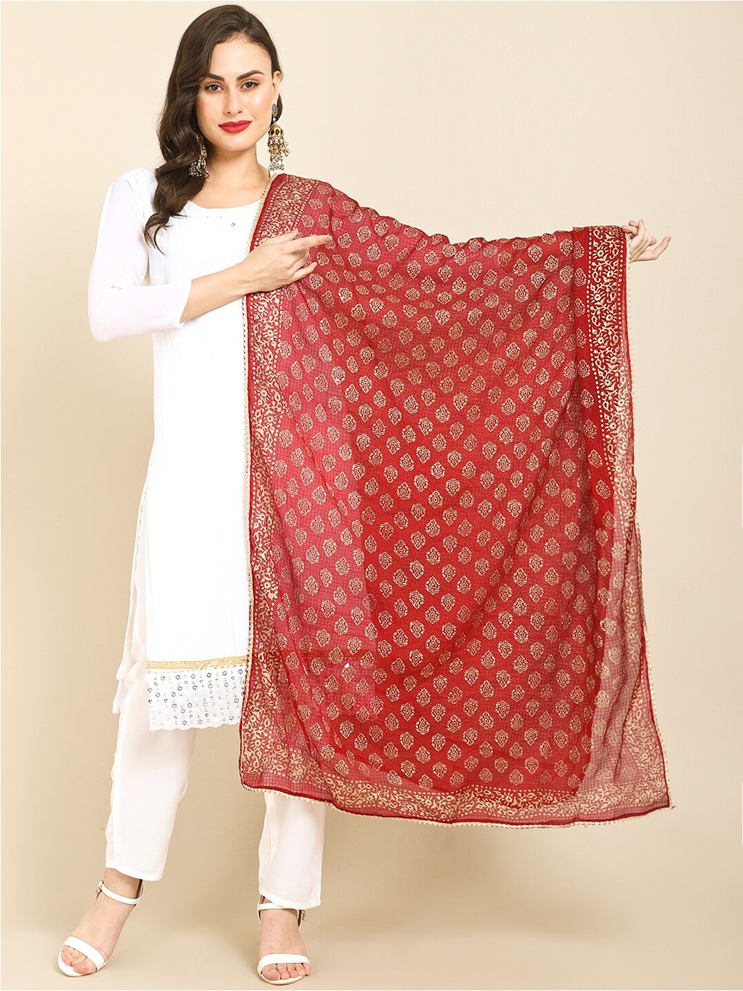 

Miaz Lifestyle Red & Off White Ethnic Motifs Printed Art Silk Dupatta