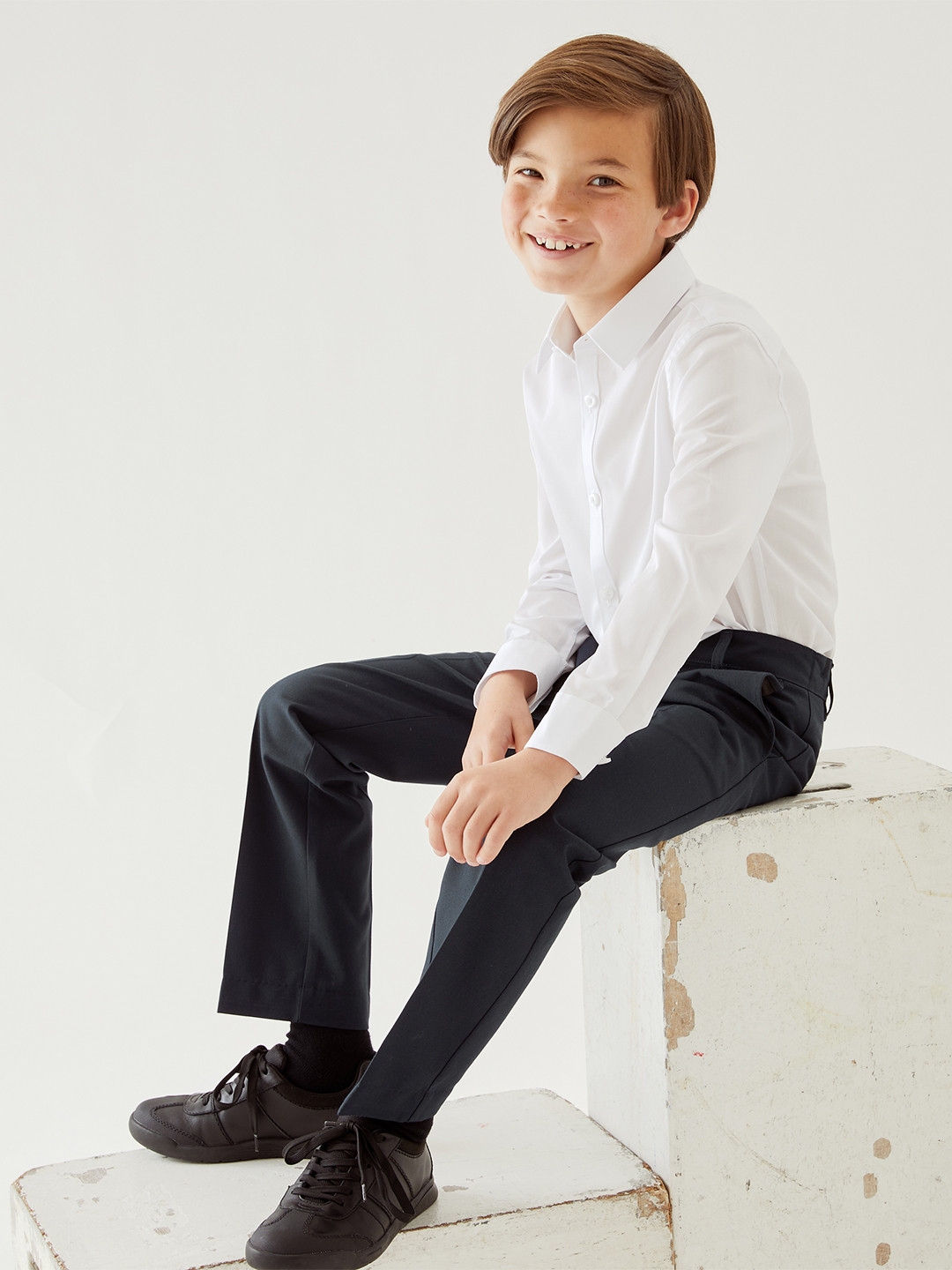 

Marks & Spencer Boys Navy Blue Formal Trouser