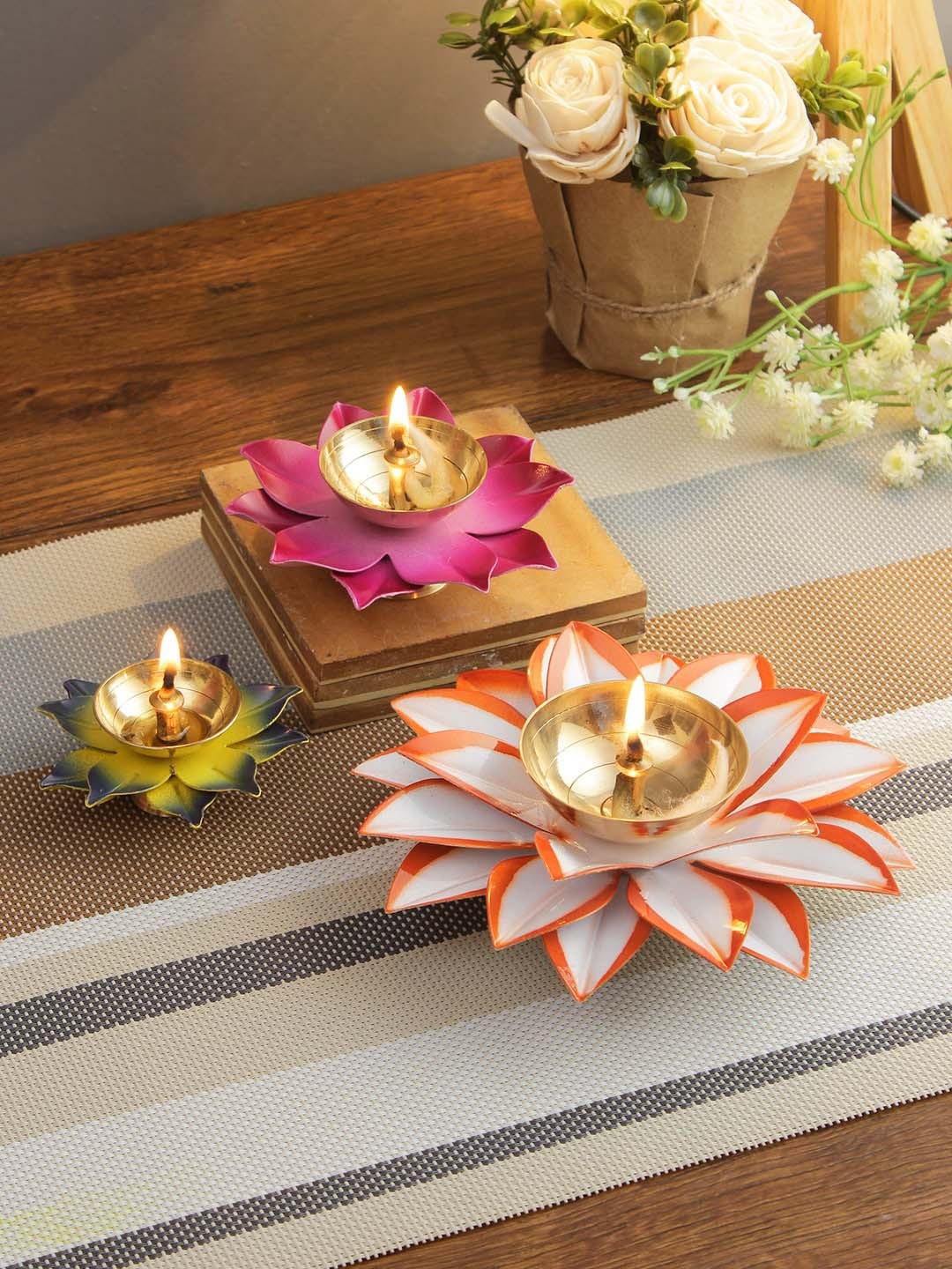 

Aapno Rajasthan Set Of 3 Pink & Green Lotus Metal Diyas