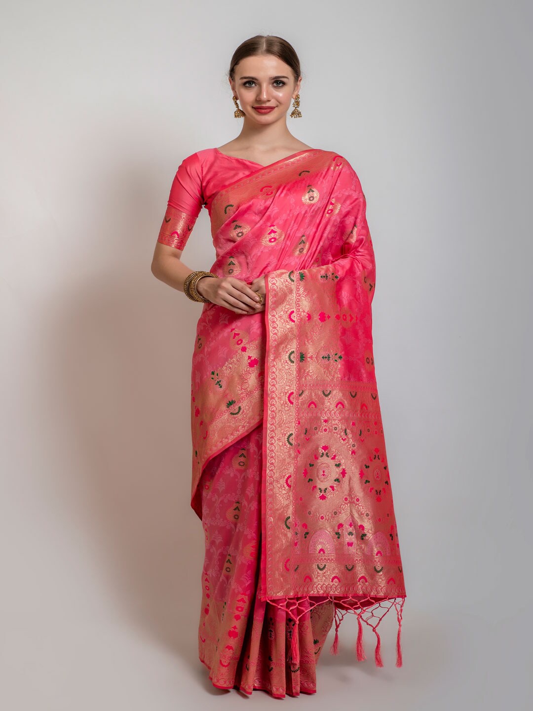 

Lilots Pink & Gold-Toned Floral Zari Banarasi Saree