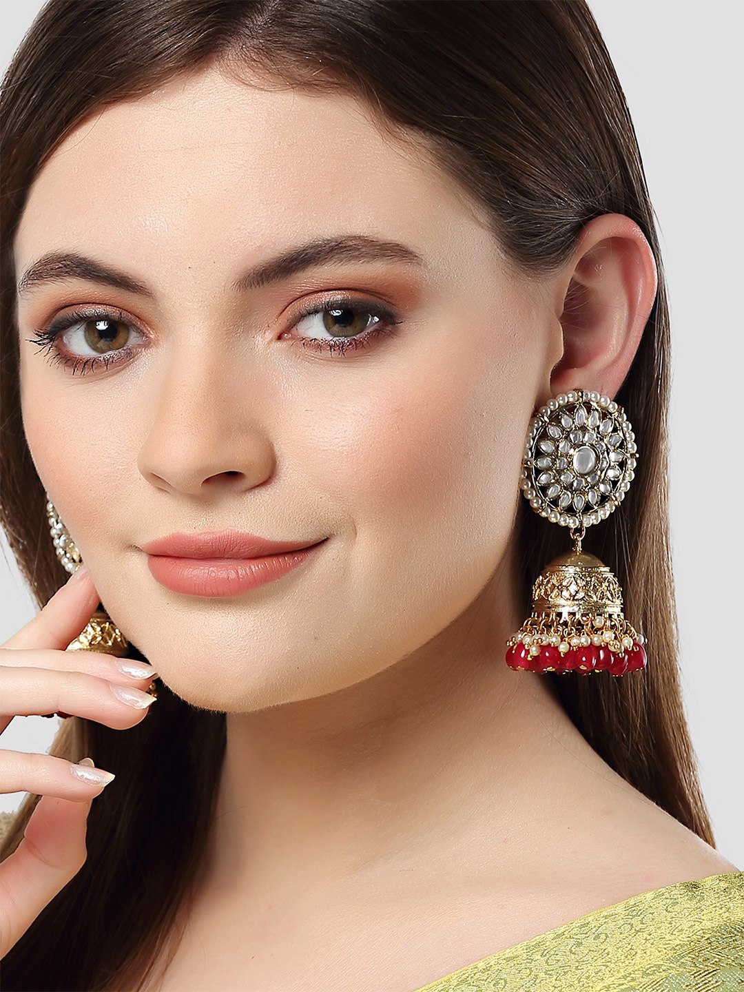 

KARATCART Red & Gold-Plated Kundan Studded Dome Shaped Jhumkas Earrings