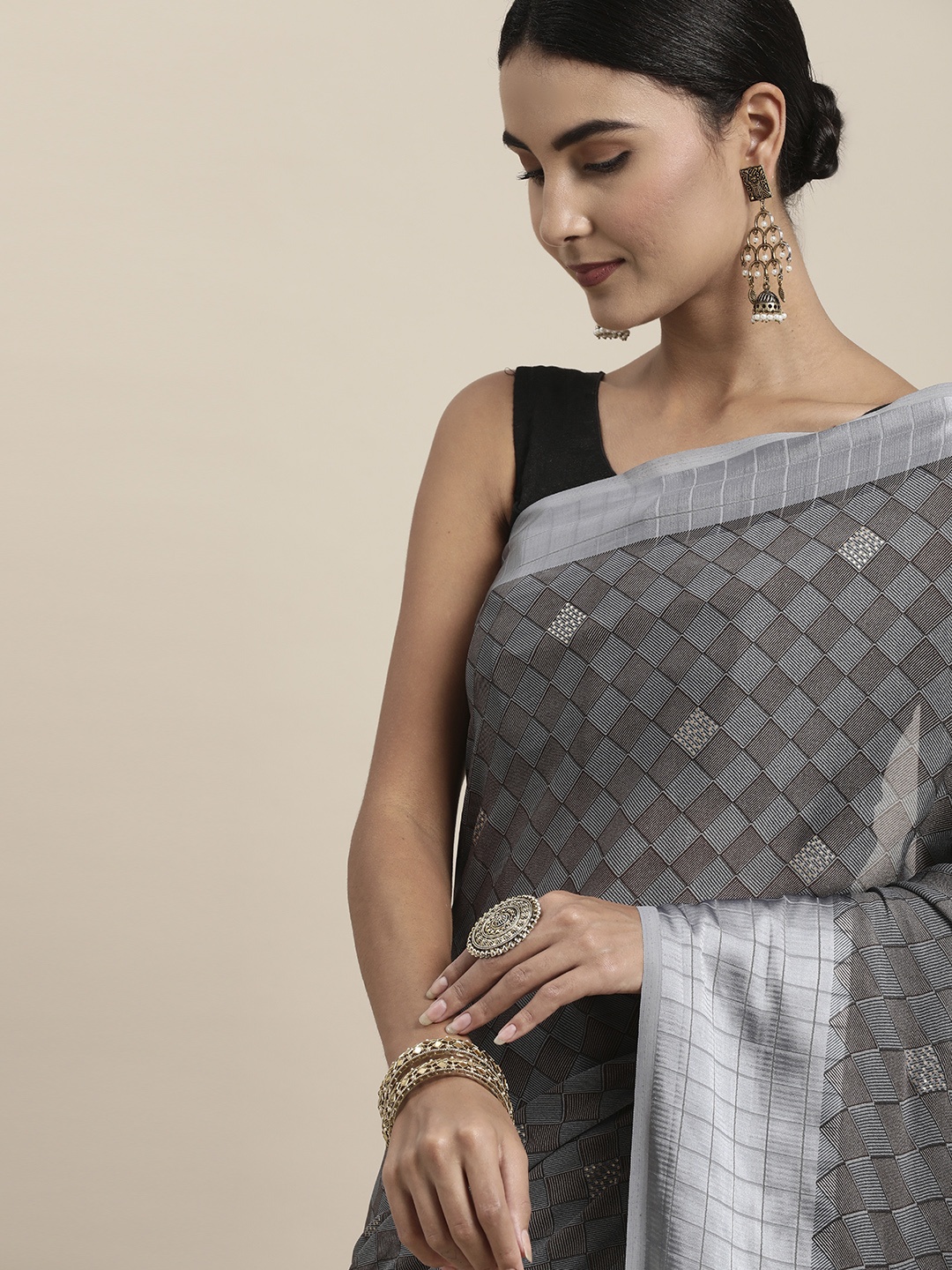 

Pothys Grey & White Checked Pure Chiffon Saree