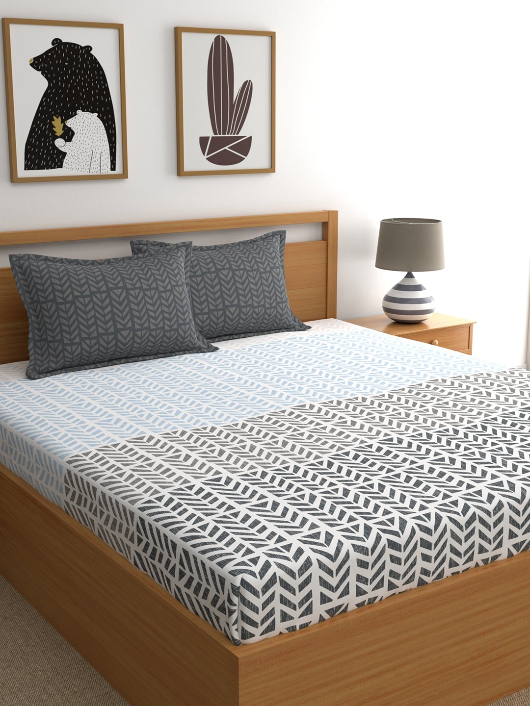 

Home Ecstasy Grey & White 140 TC Queen Bedsheet with 2 Pillow Covers