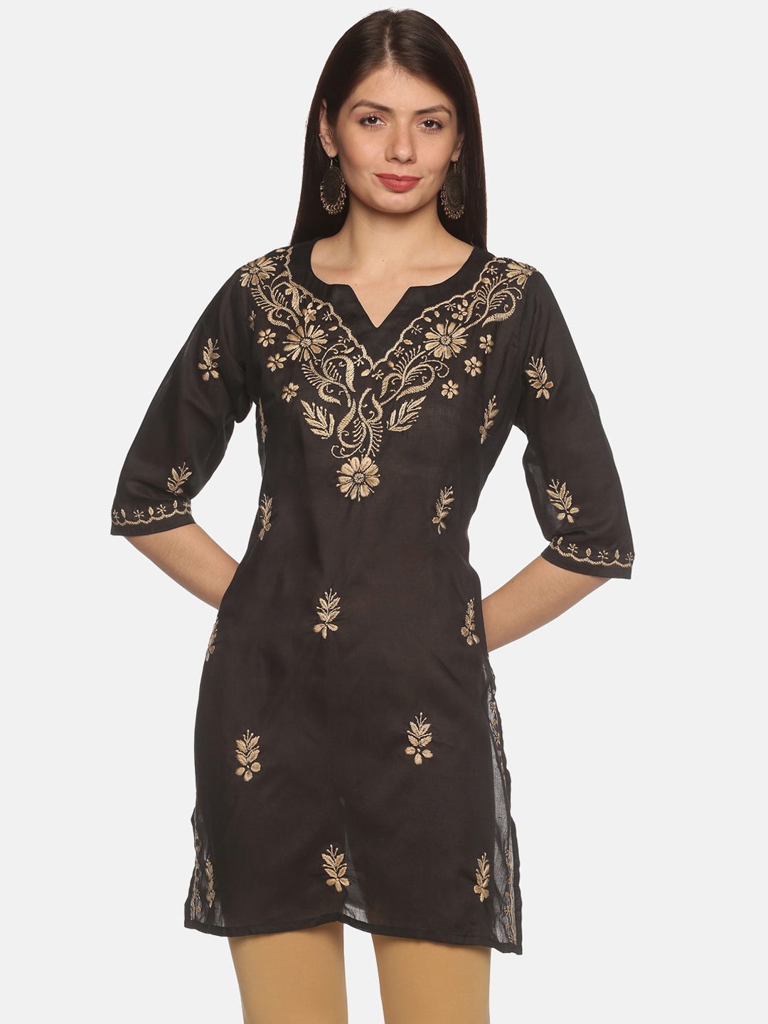 

DIVINATION Women Black Embroidered V-Neck Thread Work Kurti