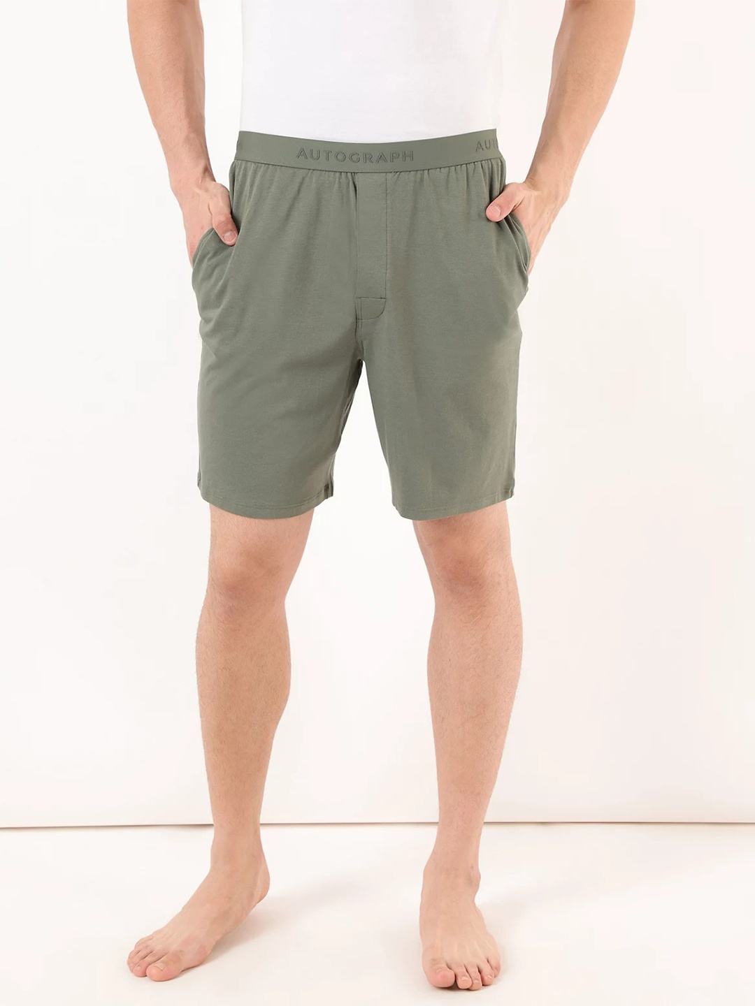 

Marks & Spencer Men Green Solid High-Rise Lounge Shorts