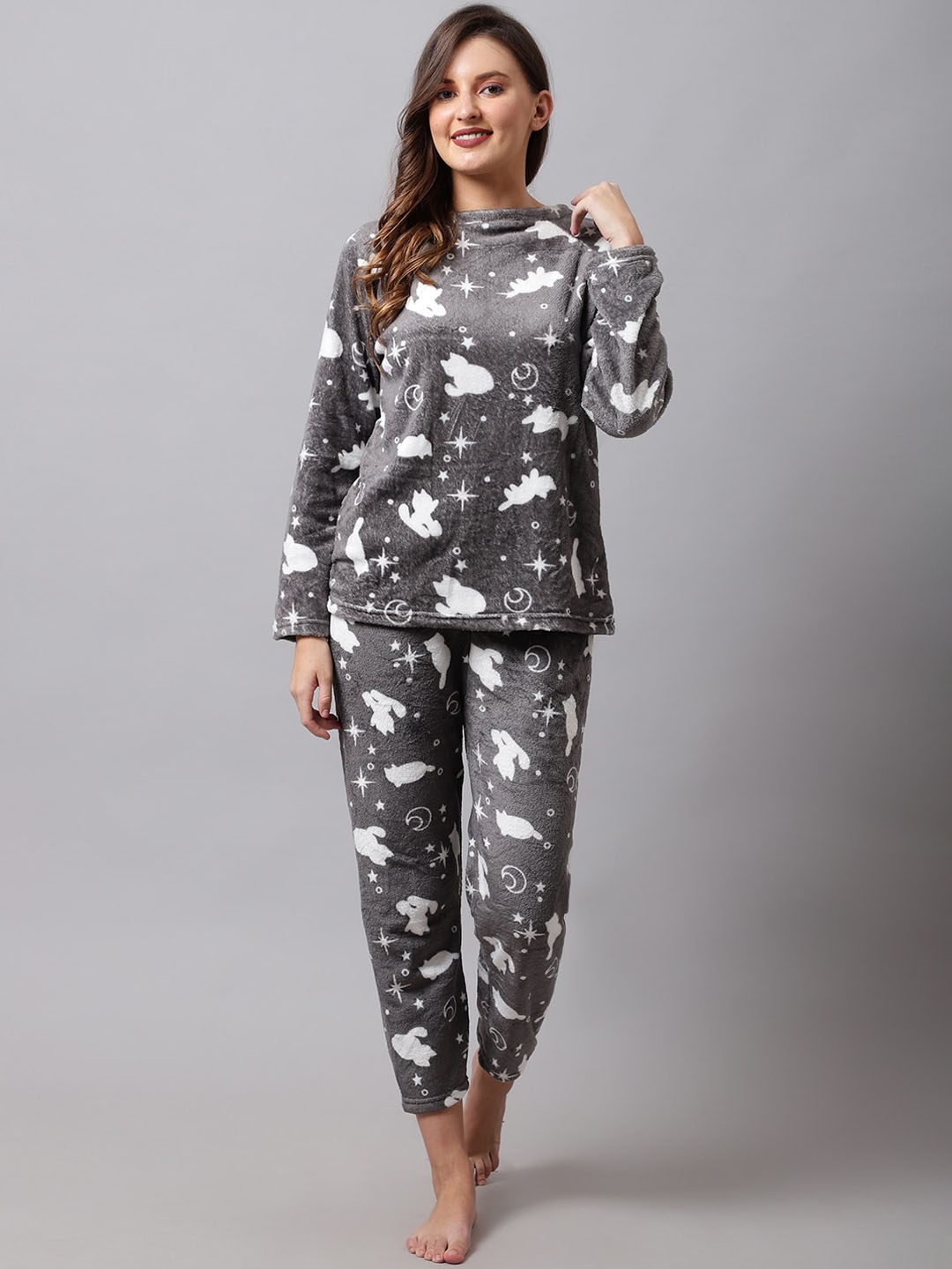 

TAG 7 Women Grey & White Printed Night suit
