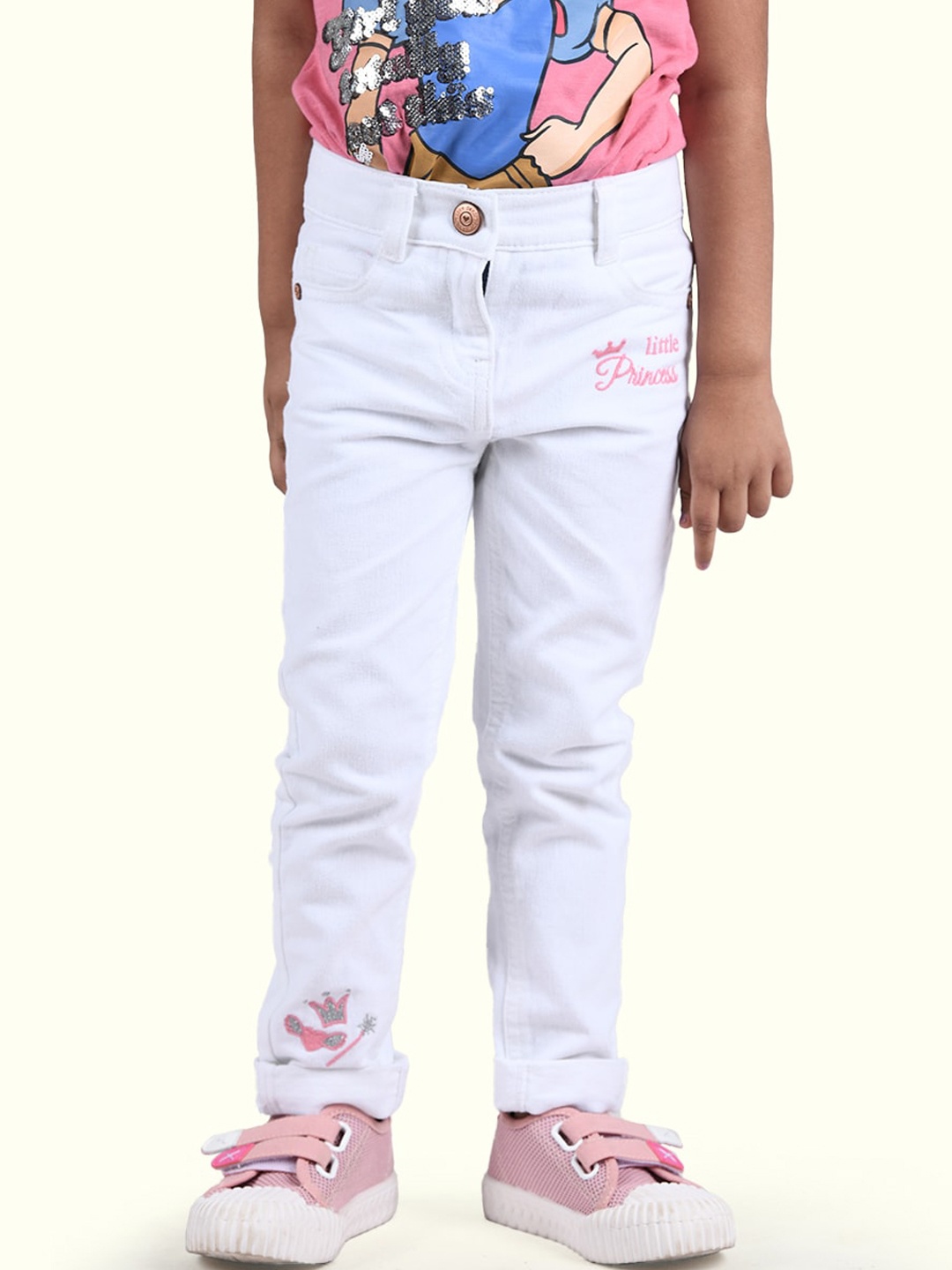 

Zalio Girls White Regular Fit Mid-Rise Embroidered Jeans