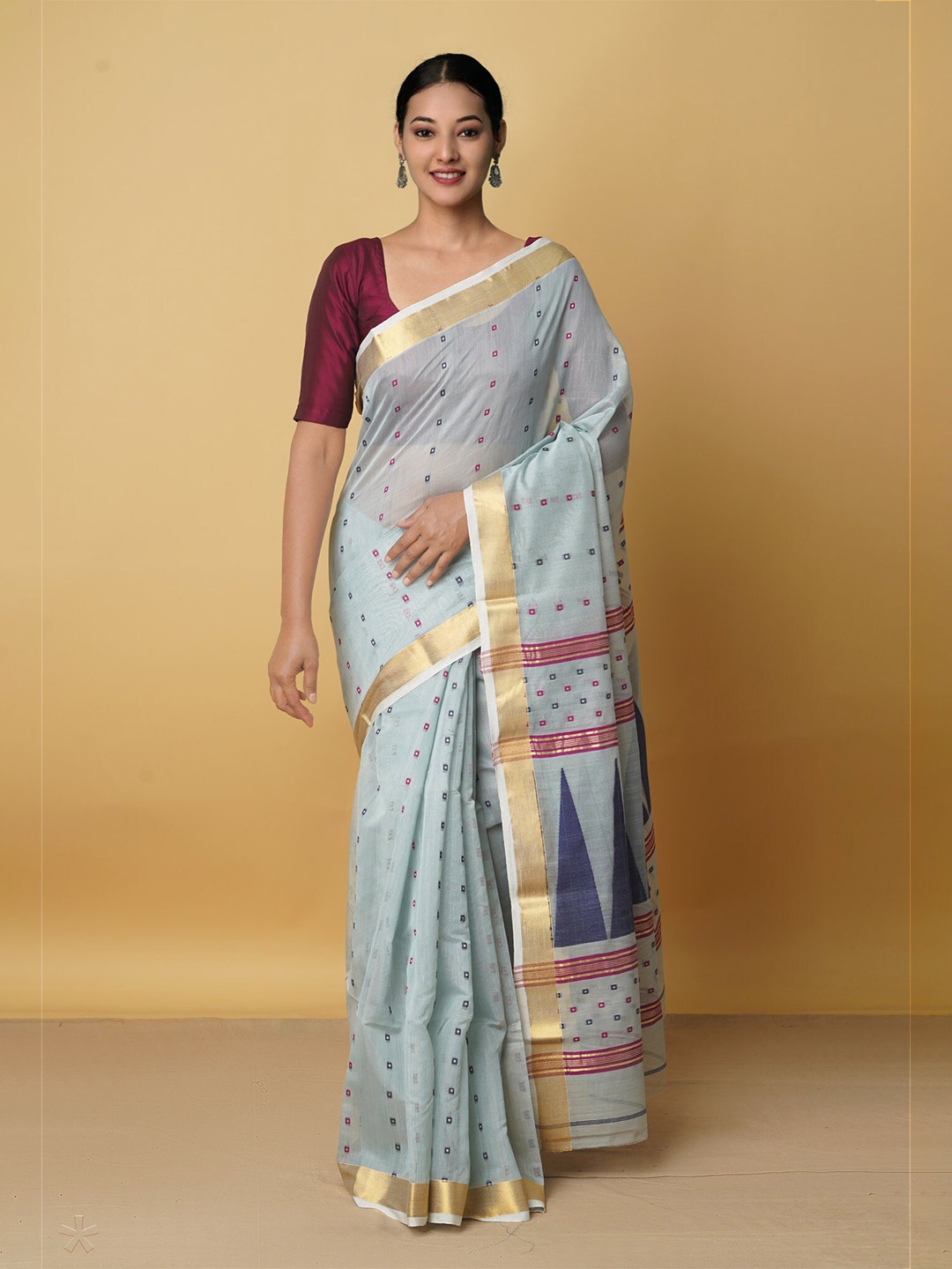 

Unnati Silks Blue & Gold-Toned Woven Design Zari Silk Cotton Maheshwari Saree