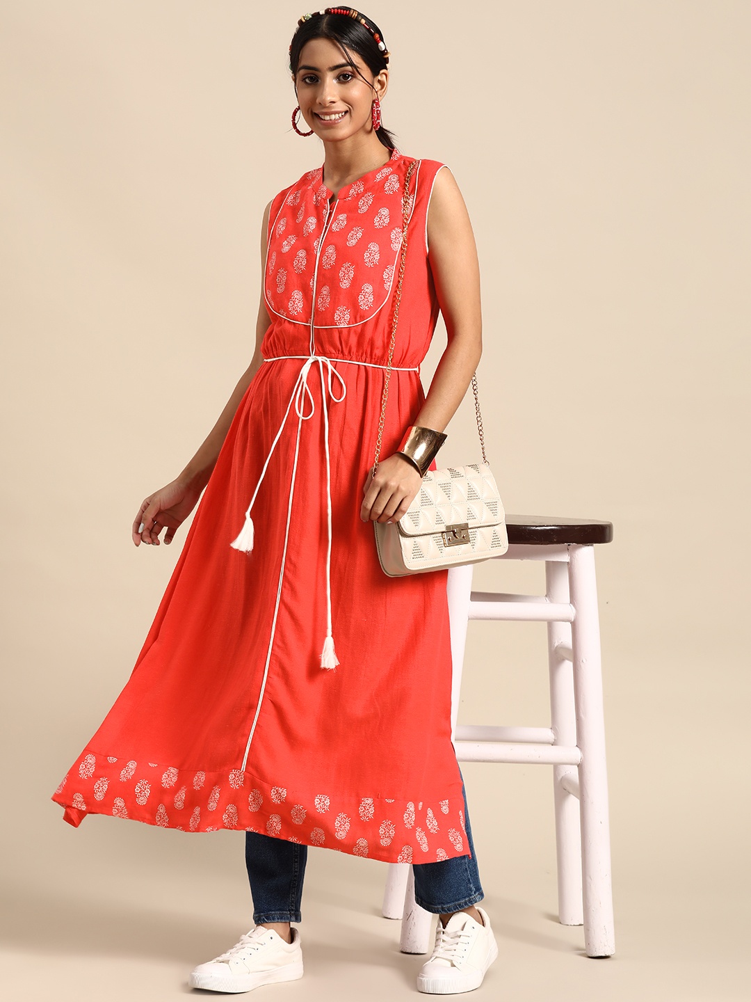 

Sangria Women Red & White Floral Yoke Design Pure Cotton Kurta