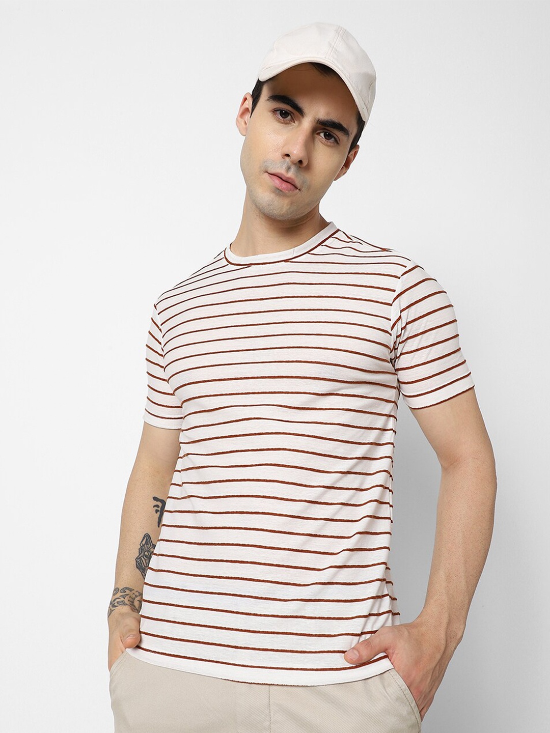 

VASTRADO Men Off White & Brown Striped T-shirt