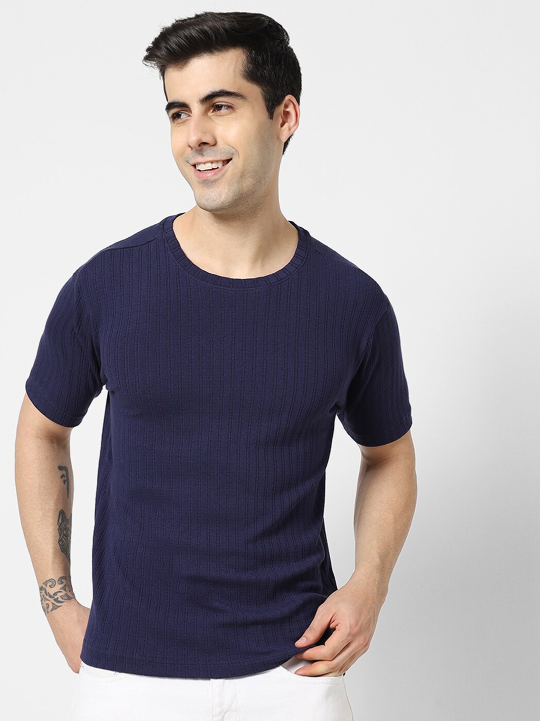 

VASTRADO Men Navy Blue Extended Sleeves Raw Edge T-shirt