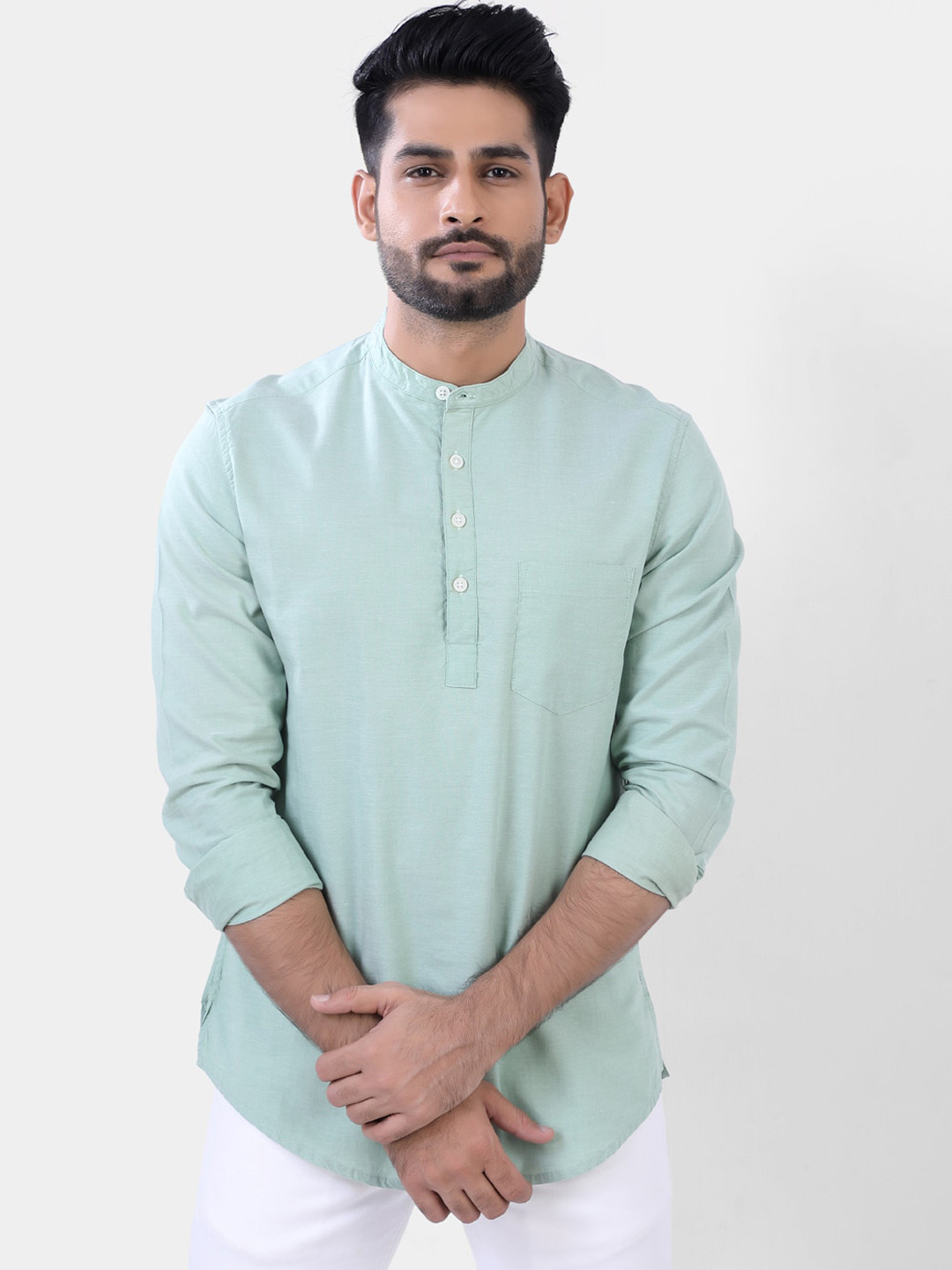 

VASTRADO Green Pure Cotton Mandarin Collar Kurti