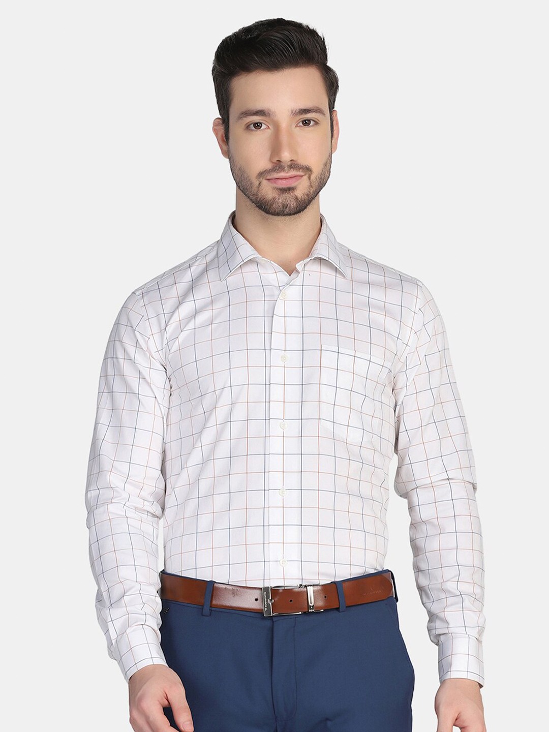 

Blackberrys Men White Slim Fit Checked Cotton Formal Shirt