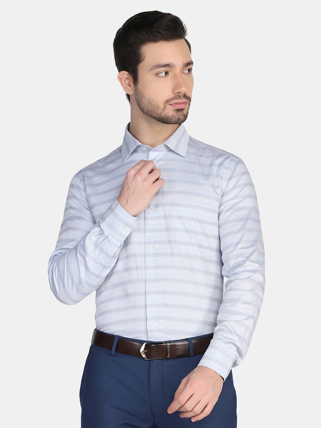 

Blackberrys Men Blue Slim Fit Horizontal Stripes Pure Cotton Formal Shirt