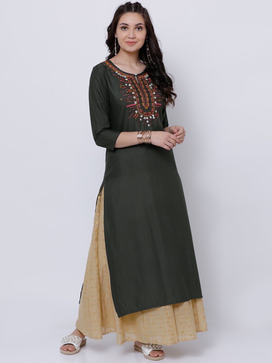 

Vishudh Women Olive Green Ethnic Motifs Yoke Design Thread Work Kurta