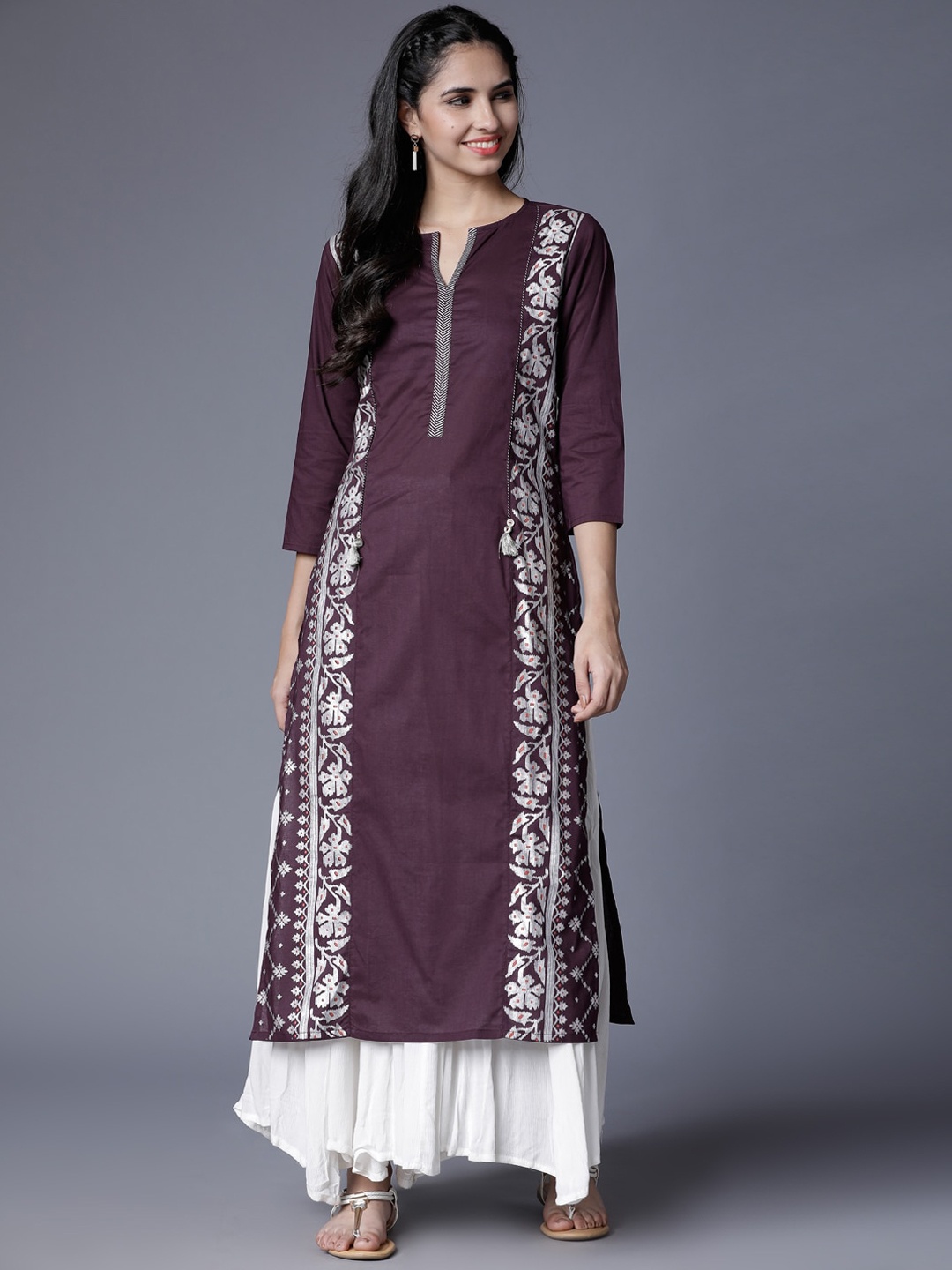

Vishudh Women Burgundy & Silver-Toned Printed Kurta