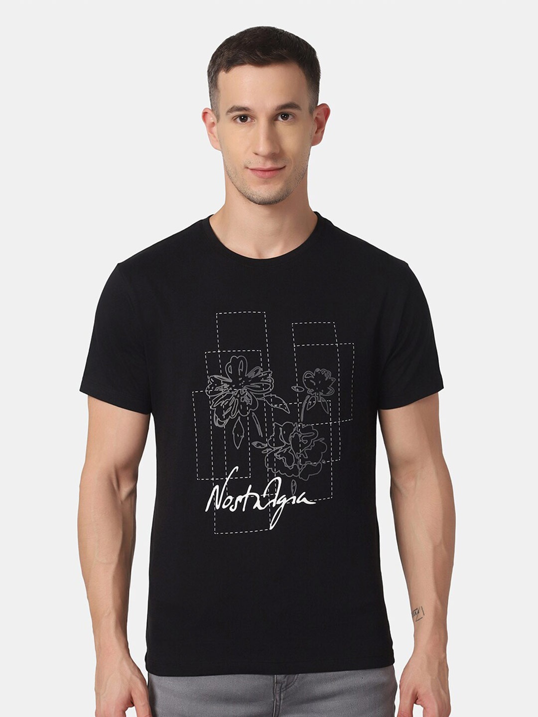 

Blackberrys Men Black Graphic Printed Slim Fit Cotton T-shirt