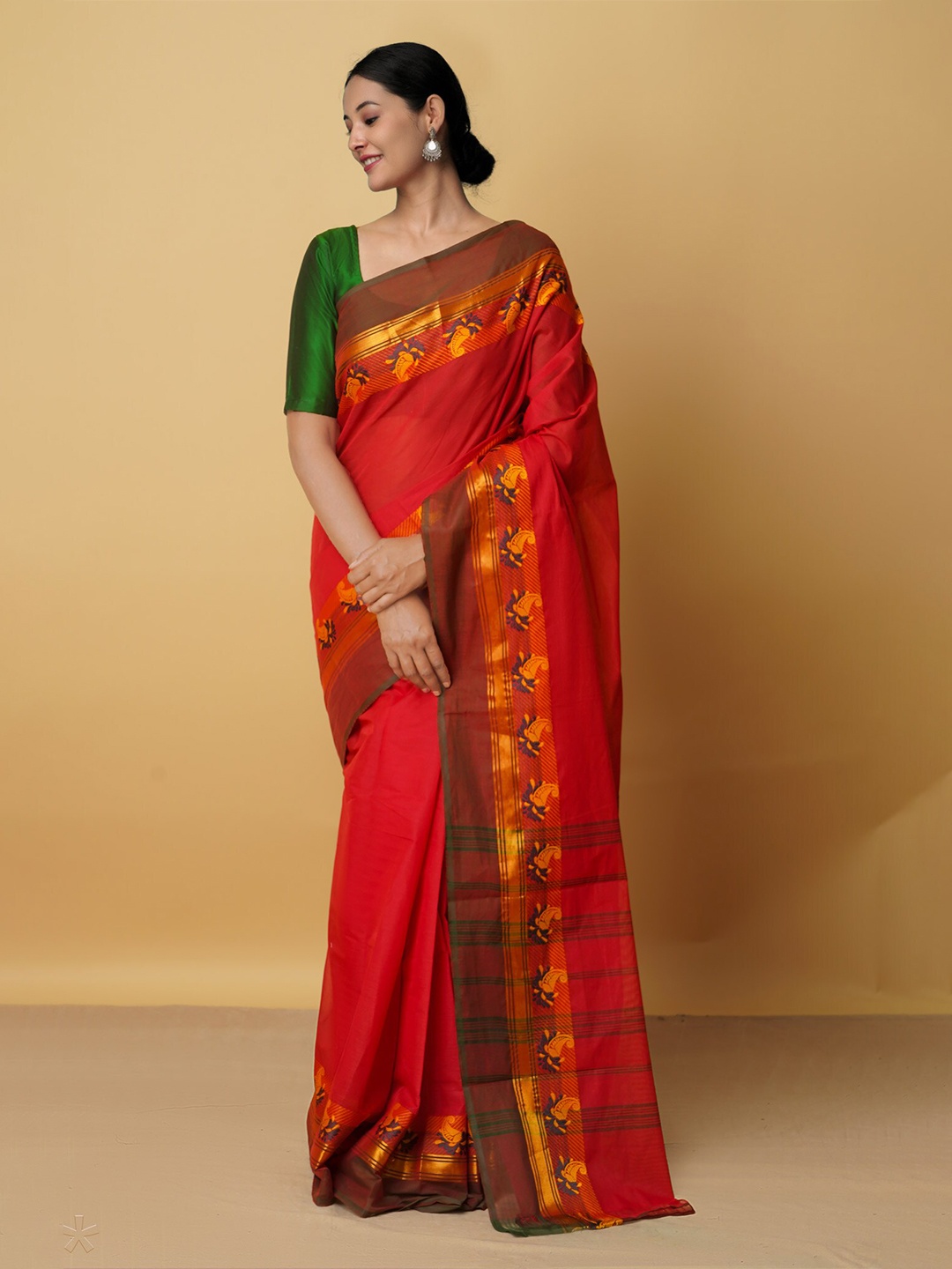 

Unnati Silks Red & Gold-Toned Woven Design Pure Cotton Kanjeevaram Saree