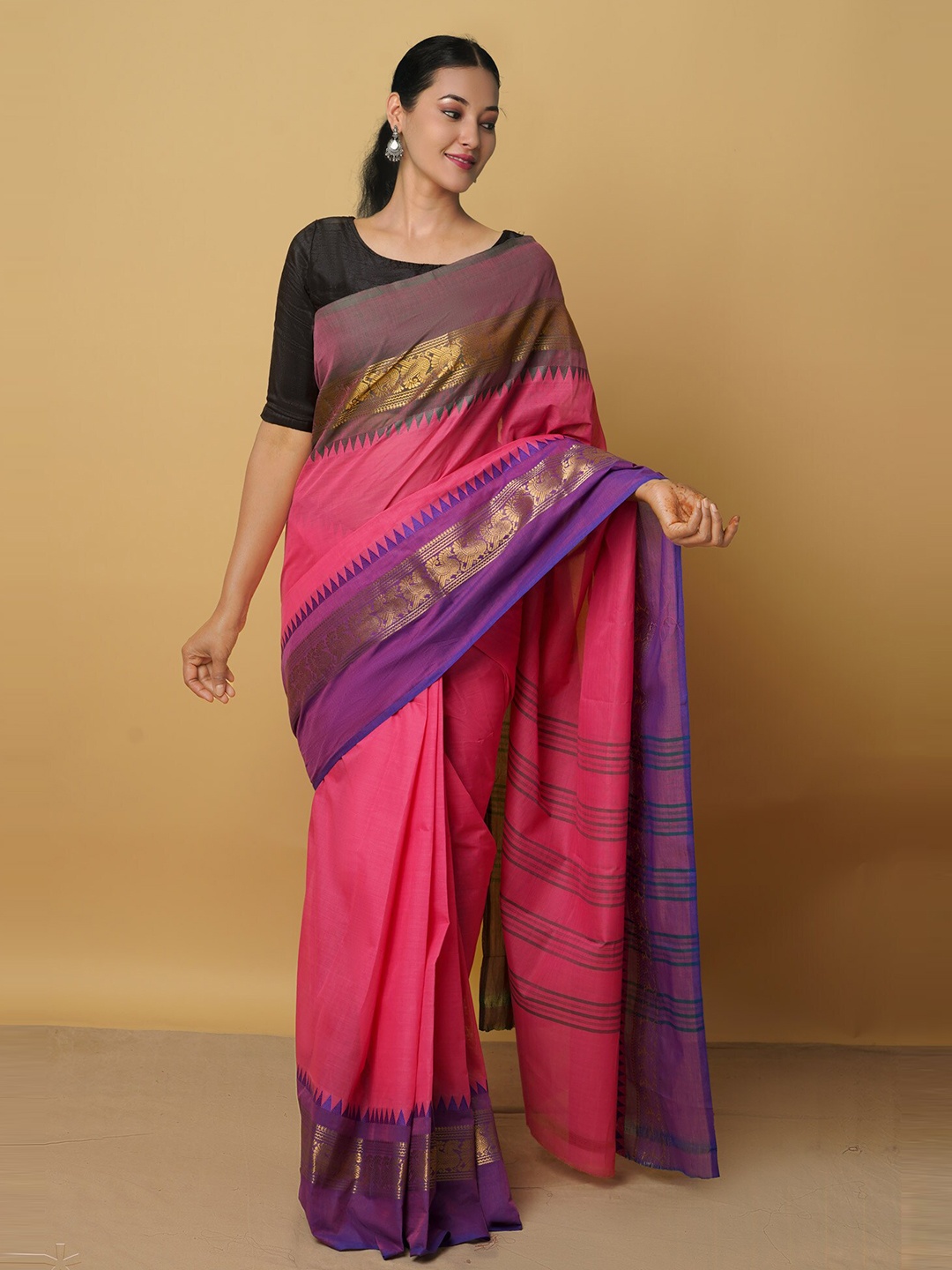 

Unnati Silks Pink & Purple Ethnic Motifs Zari Pure Cotton Kanjeevaram Saree