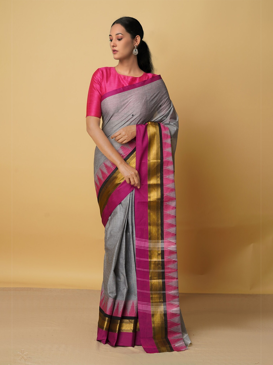 

Unnati Silks Grey & Purple Woven Design Pure Cotton Kanjeevaram Saree