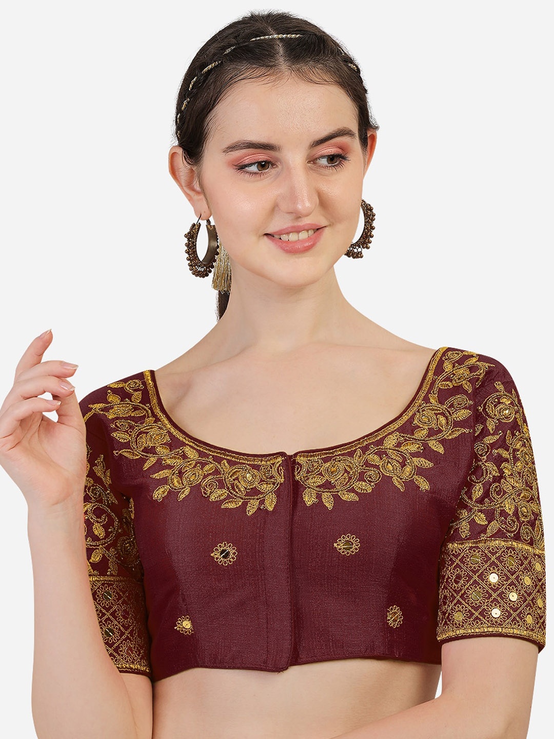 

PUJIA MILLS Maroon & Gold-Coloured Embroidered Saree Blouse