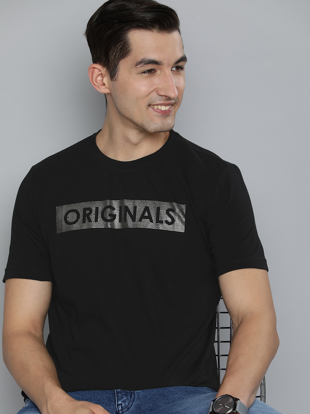 

HERE&NOW Men Black & Grey Typography Printed Pure Cotton T-shirt
